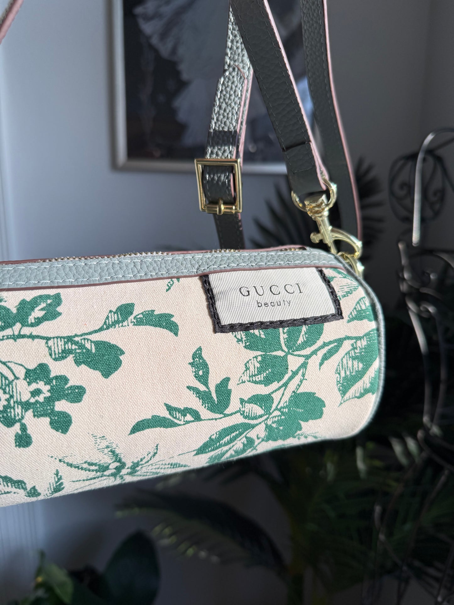 DUSTY BAG Subscription Box