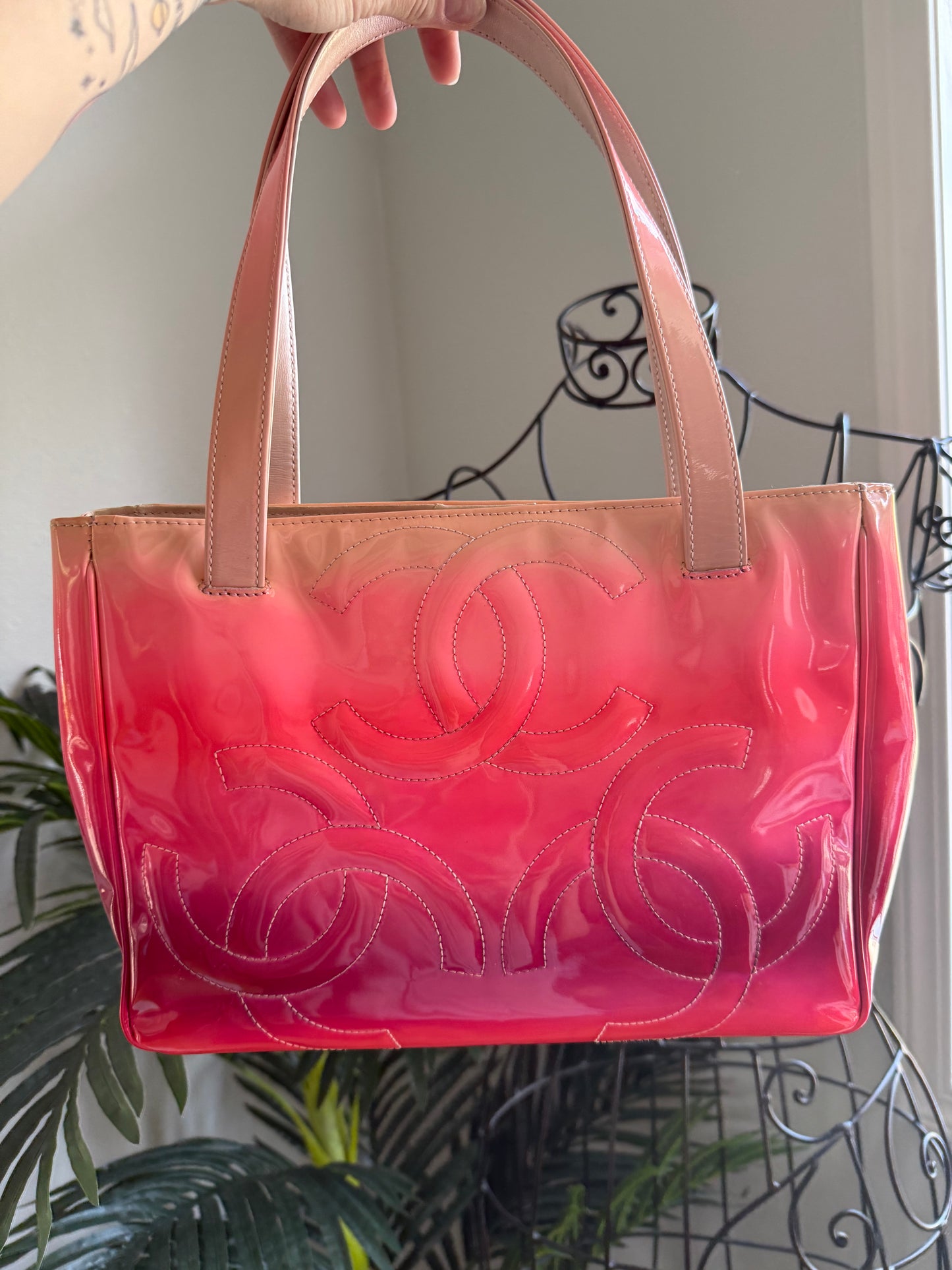 THE AFTERGLOW Authentic Preloved Chanel Patent Tote