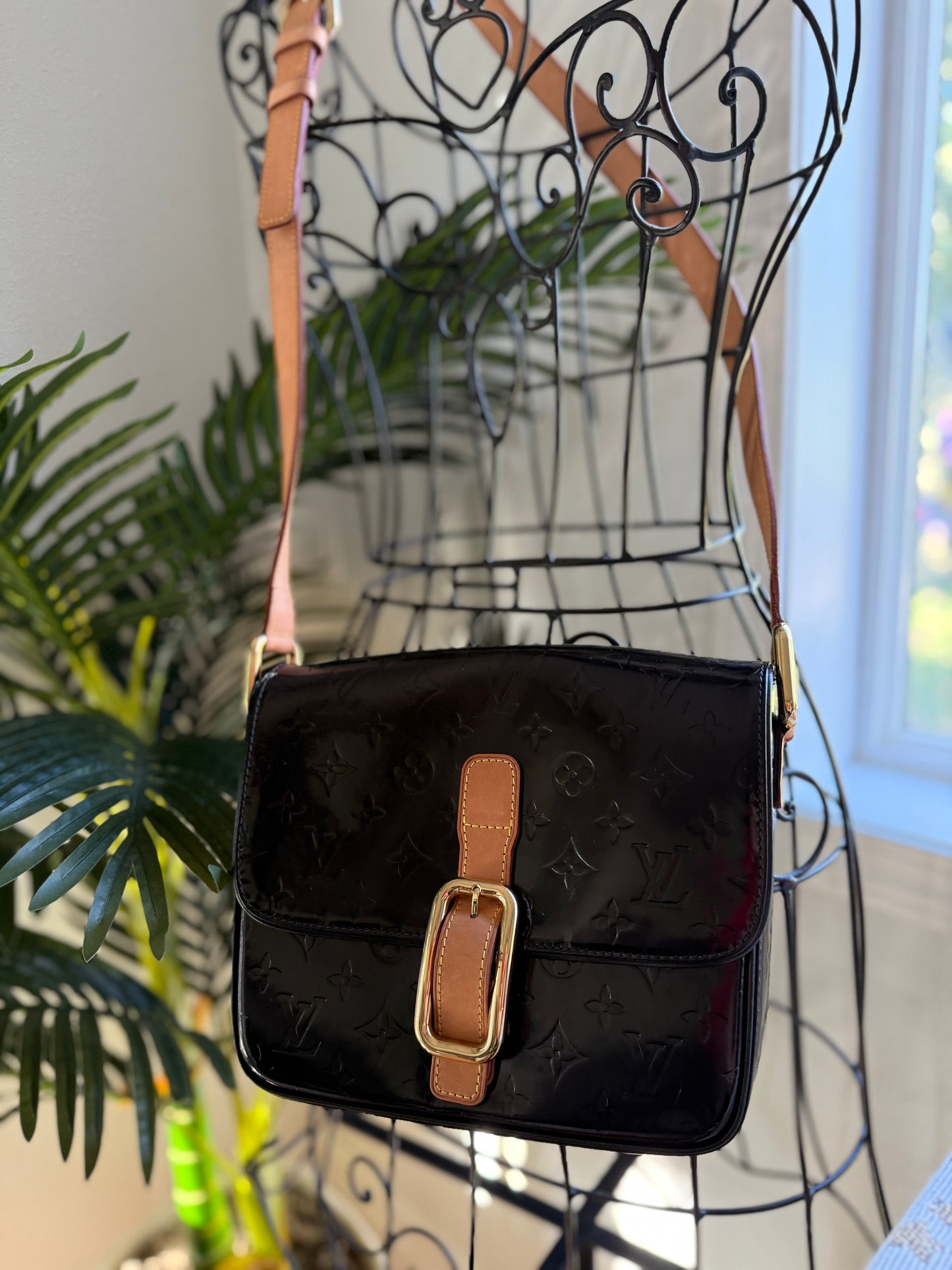Authentic Preloved Vintage LV Christy GM