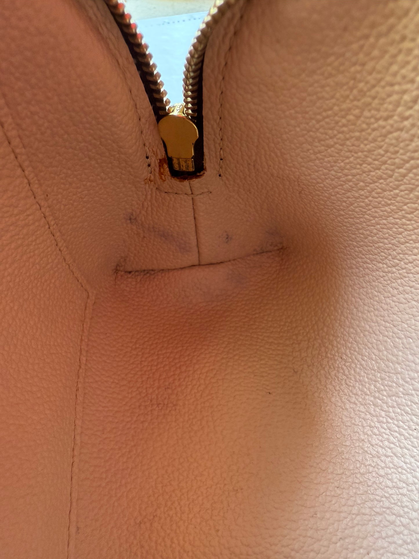 SHOWGIRL Authentic Preloved Vintage LV 2002 Cosmetic Bag