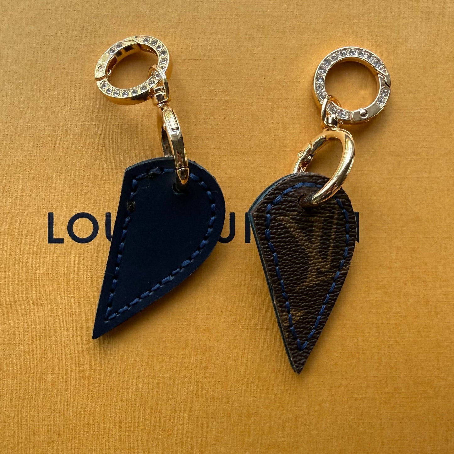 DORTHEA Heart Bag Charm Set