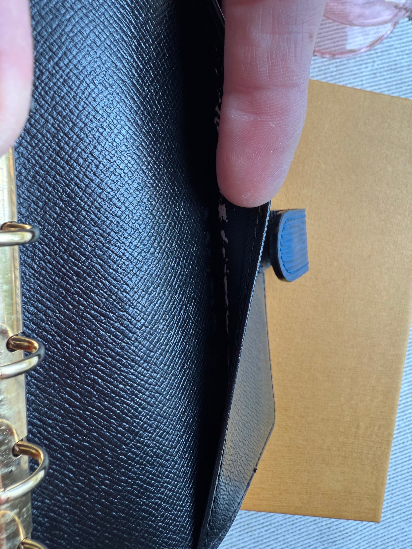 WILDEST DREAMS Authentic Preloved Vintage LV Agenda PM in Blue Epi Leather