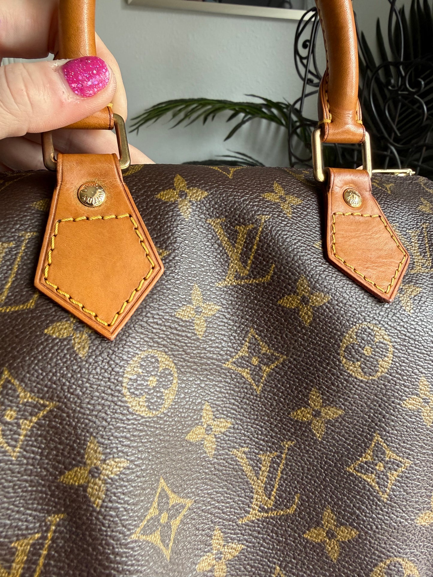Authentic Preloved Vintage 1993 LV Speedy 25