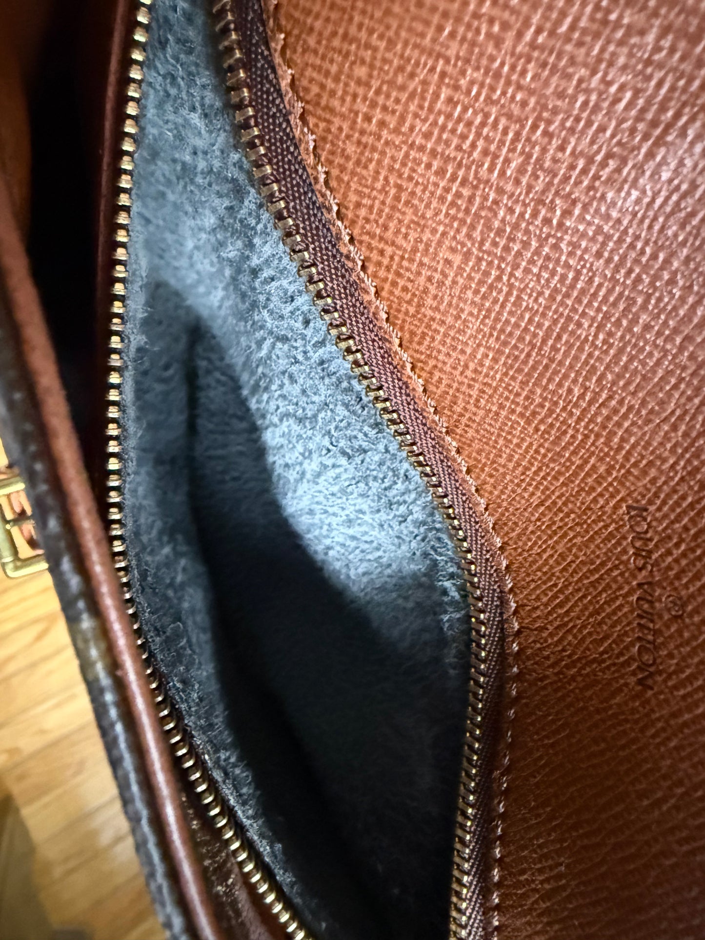 Authentic Preloved Vintage Luxury 1990 Louis Vuitton Chantilly PM Classic Crossbody Bag
