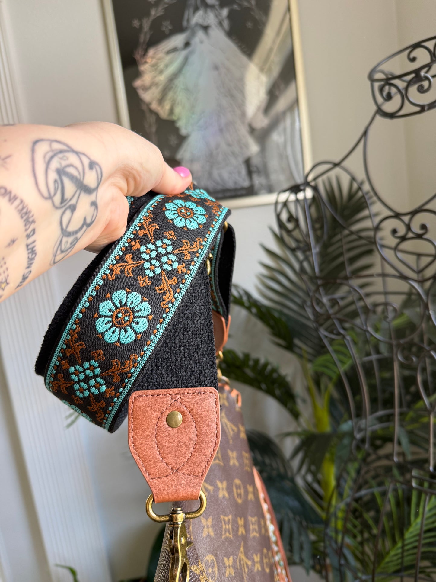 { COWGIRL } Authentic Preloved Vintage Reimagined Southwestern Musette Salsa Bag