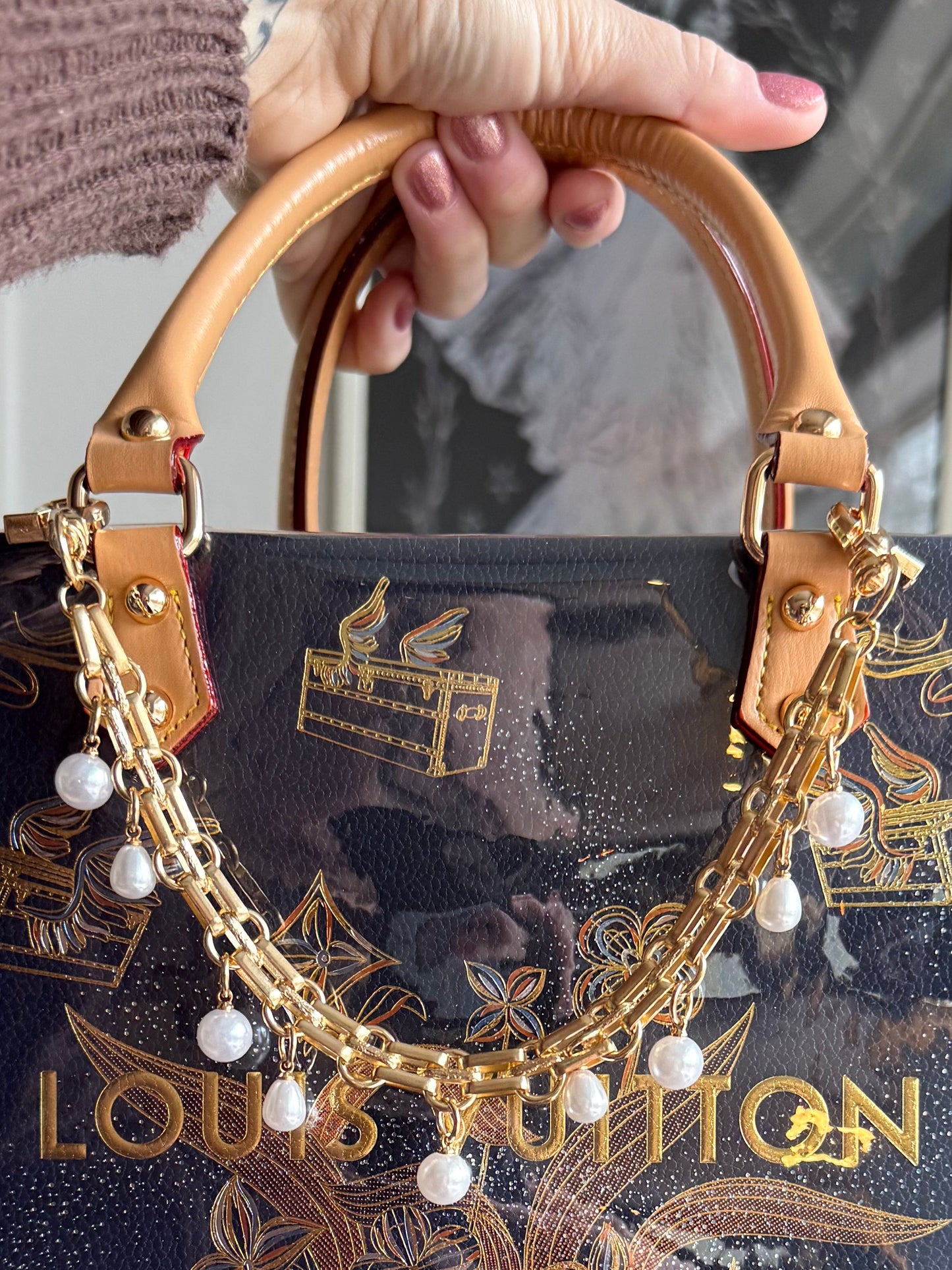 SHOW GIRL Pearly Bag Chain