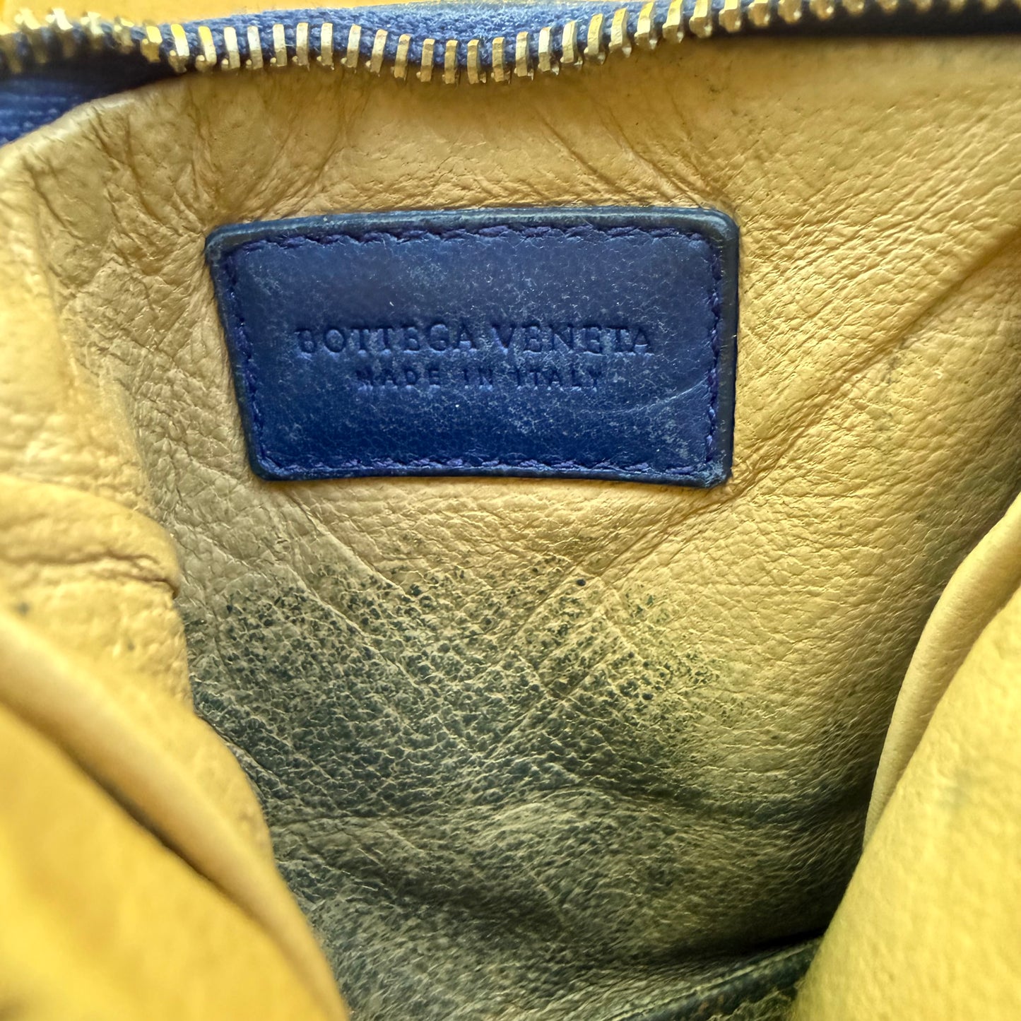 Authentic Preloved Bottega Veneta Coin Zippy