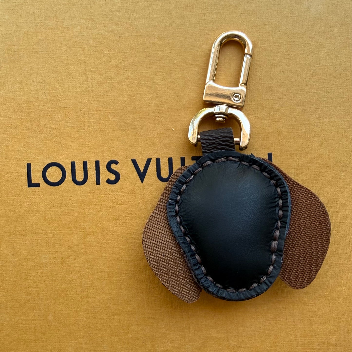 WILLOW the Dachshund Bag Charm