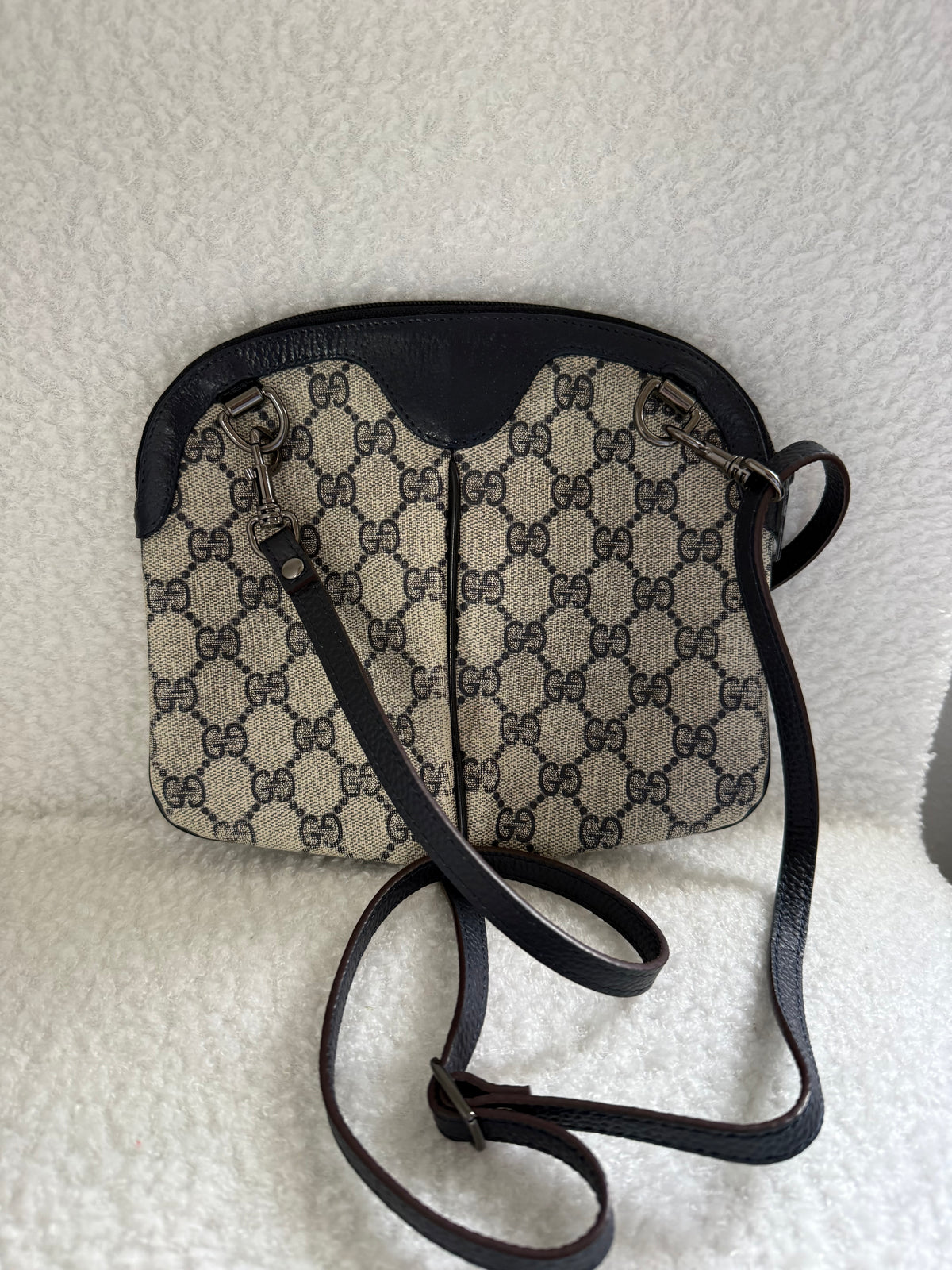 Authentic Preloved Vintage Gucci Crossbody Bag