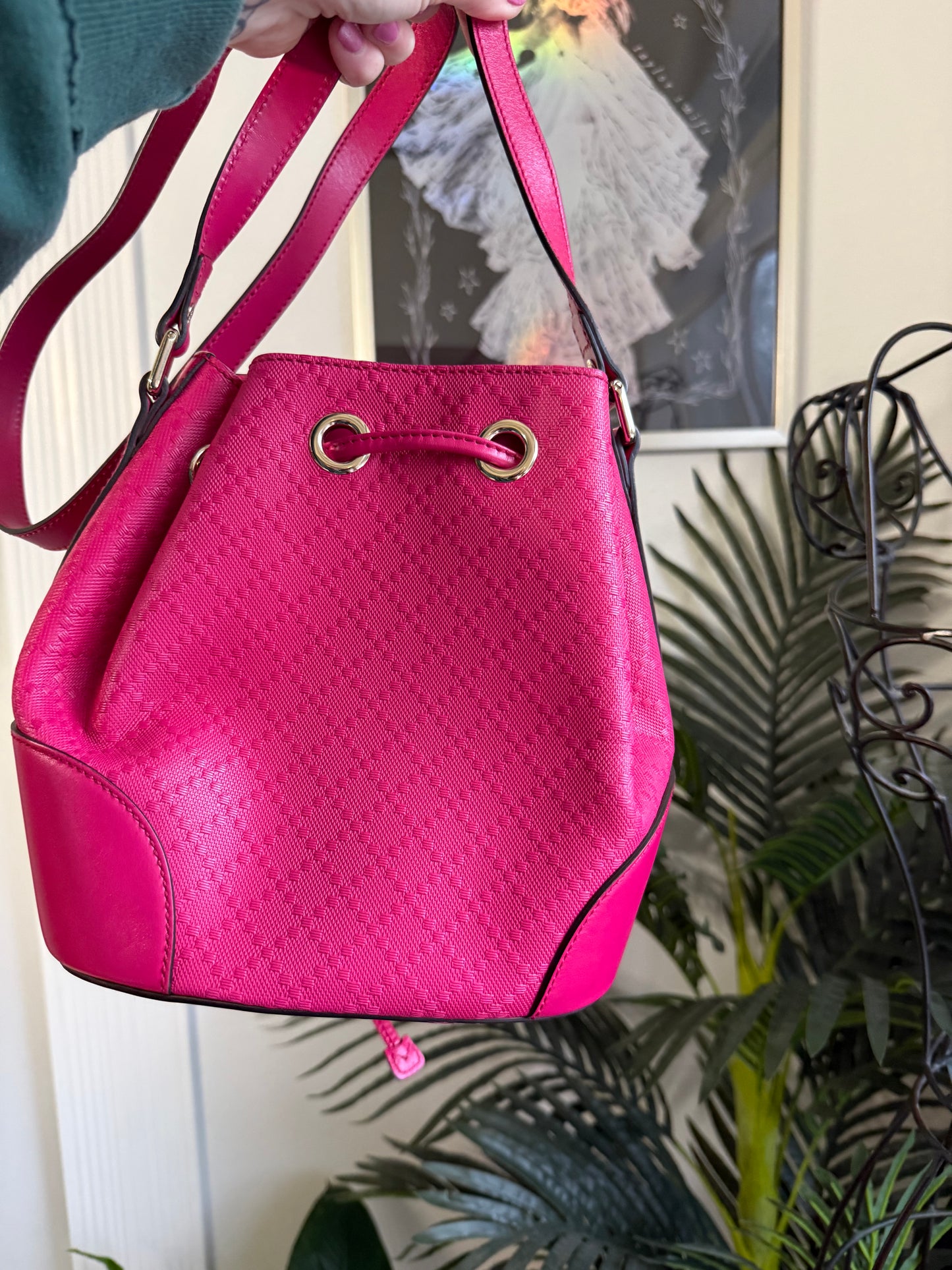 Preloved Authentic Gucci DIAMANTE Leather Bucket bag - Bright Pink