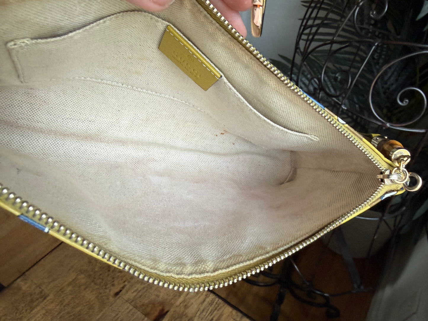Authentic Preloved Gucci SHANGHAI HEARTBEAT Clutch
