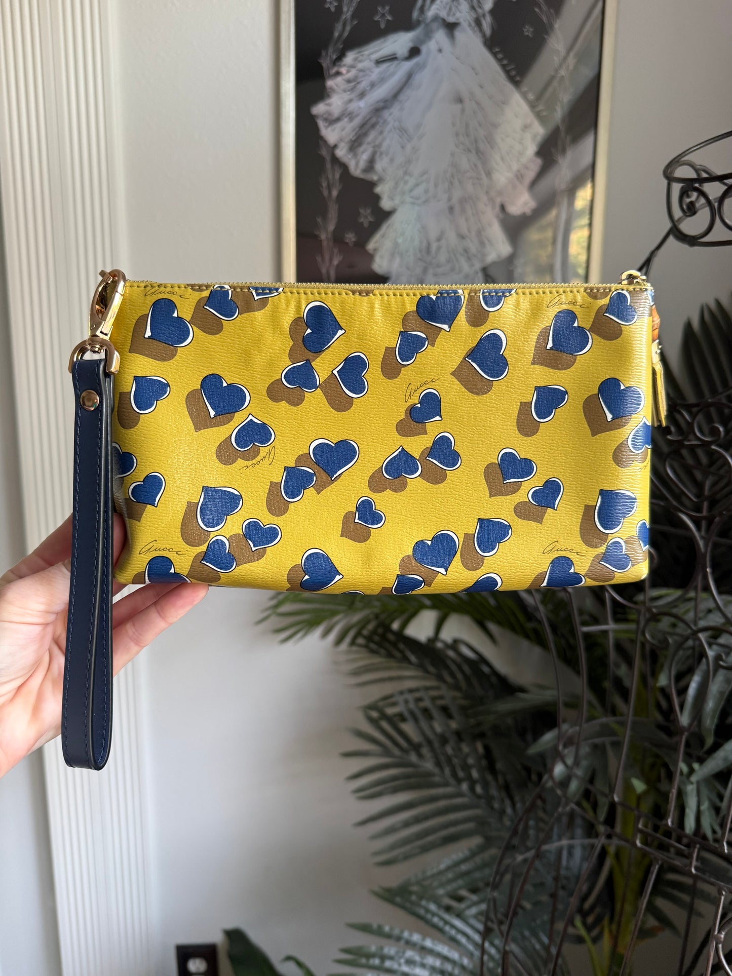 Authentic Preloved Gucci SHANGHAI HEARTBEAT Clutch
