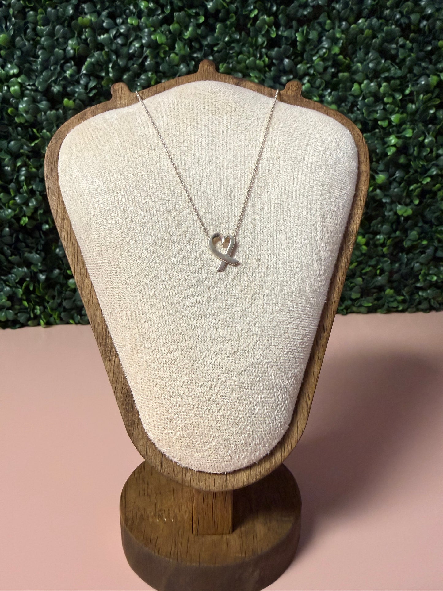 Authentic Preloved Vintage Tiffany ‘Loving Heart’ Necklace with pouch