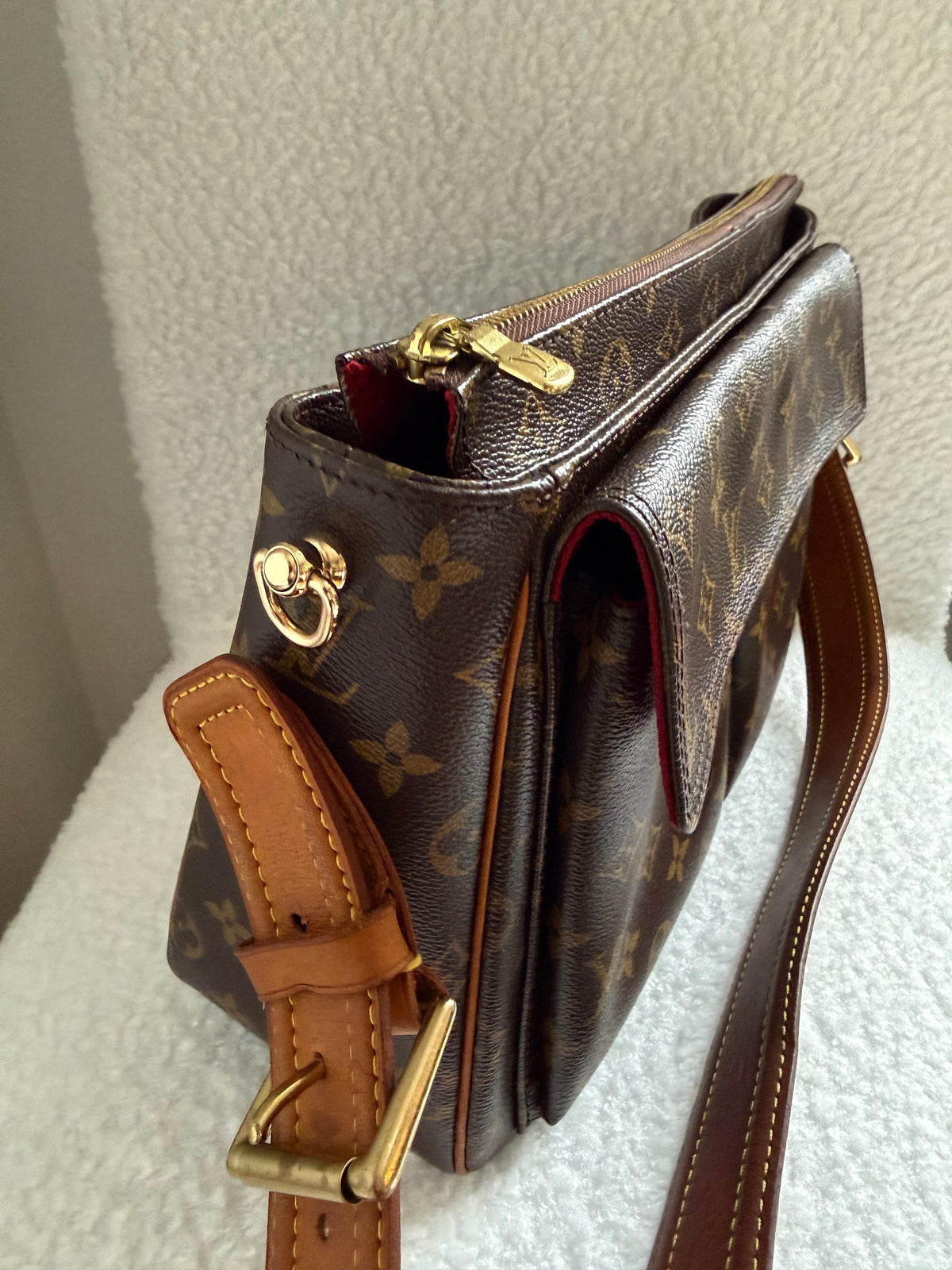 Authentic Preloved Louis Vuitton Viva Cite GM