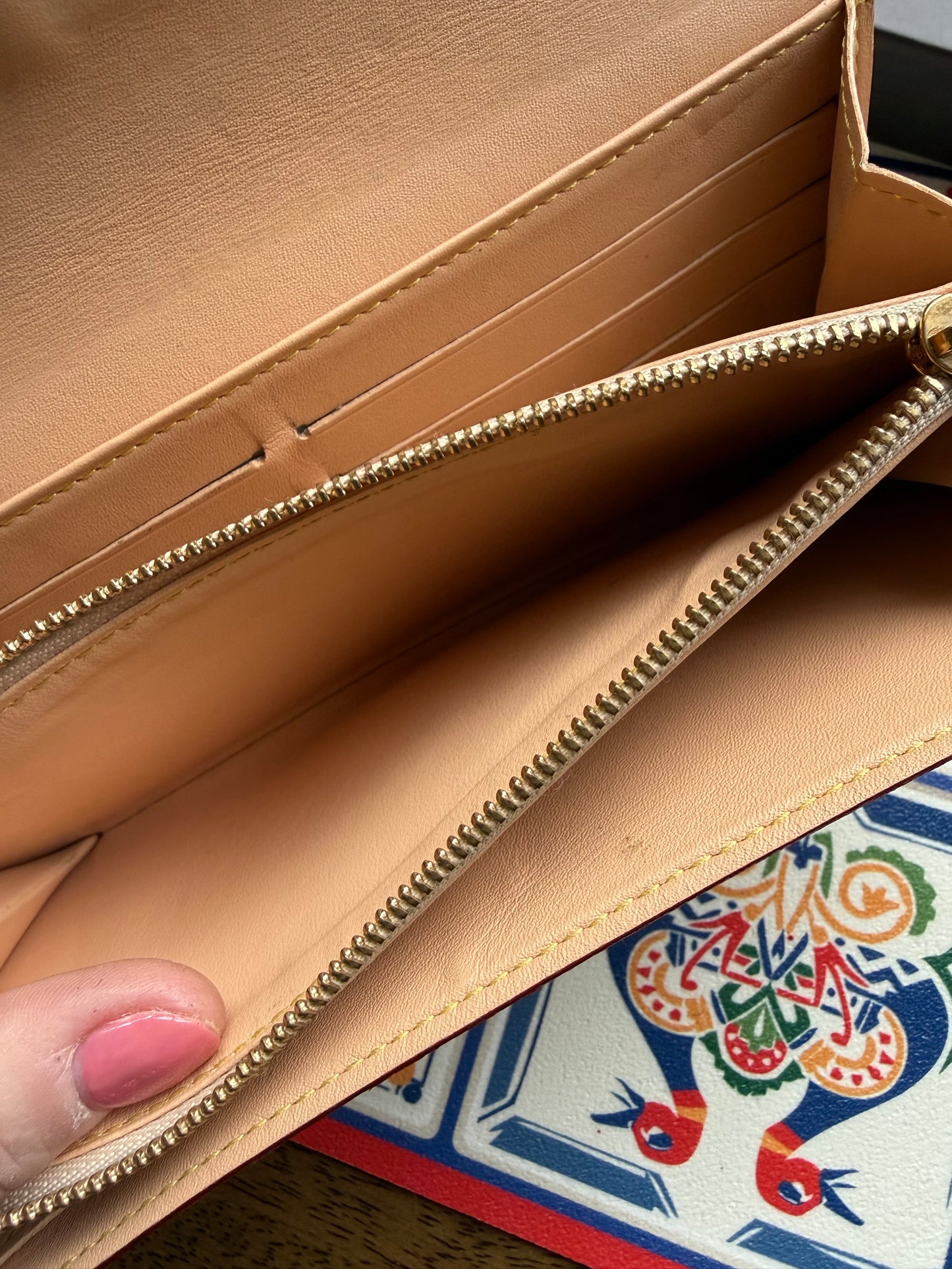 Authentic Preloved 2009 LV x Murakami White Multi Sarah Wallet