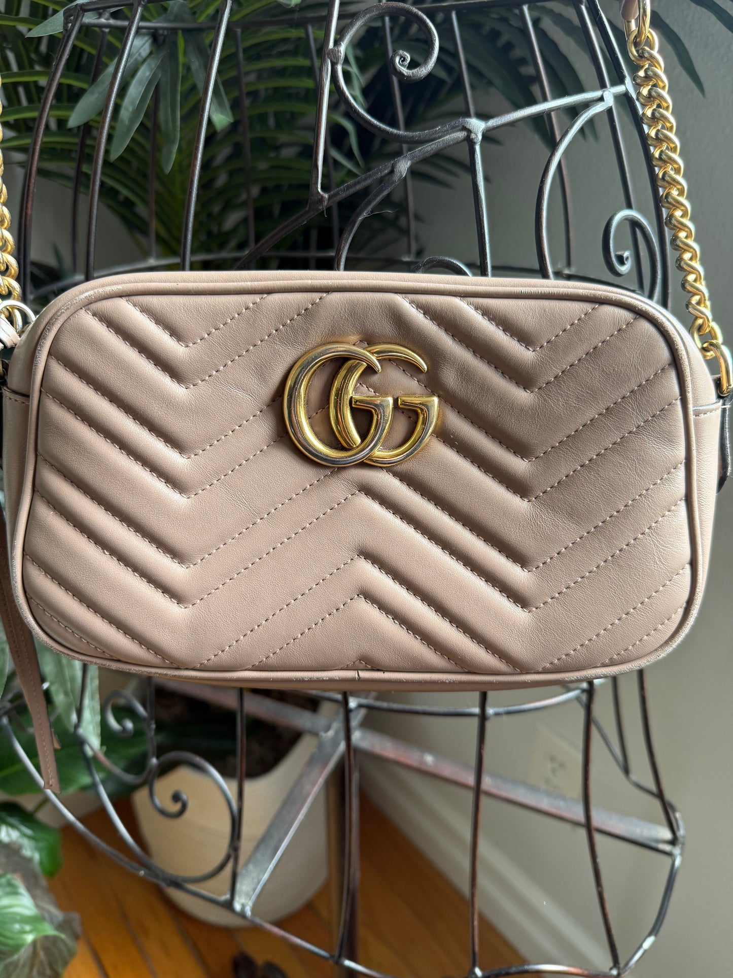 Authentic Preloved Calfskin Classic Matelasse Small GG Marmont Chain Shoulder Bag in Porcelain Rose
