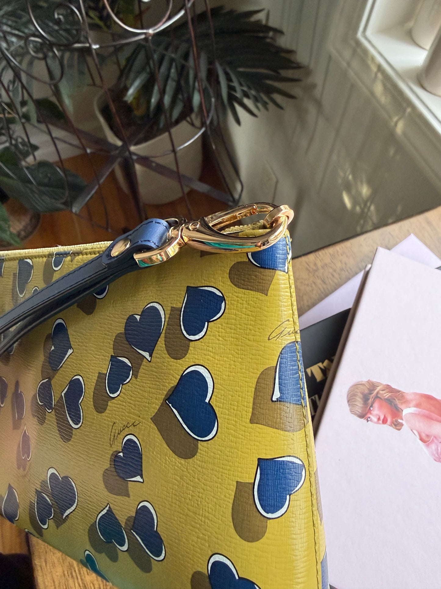 Authentic Preloved Gucci SHANGHAI HEARTBEAT Clutch