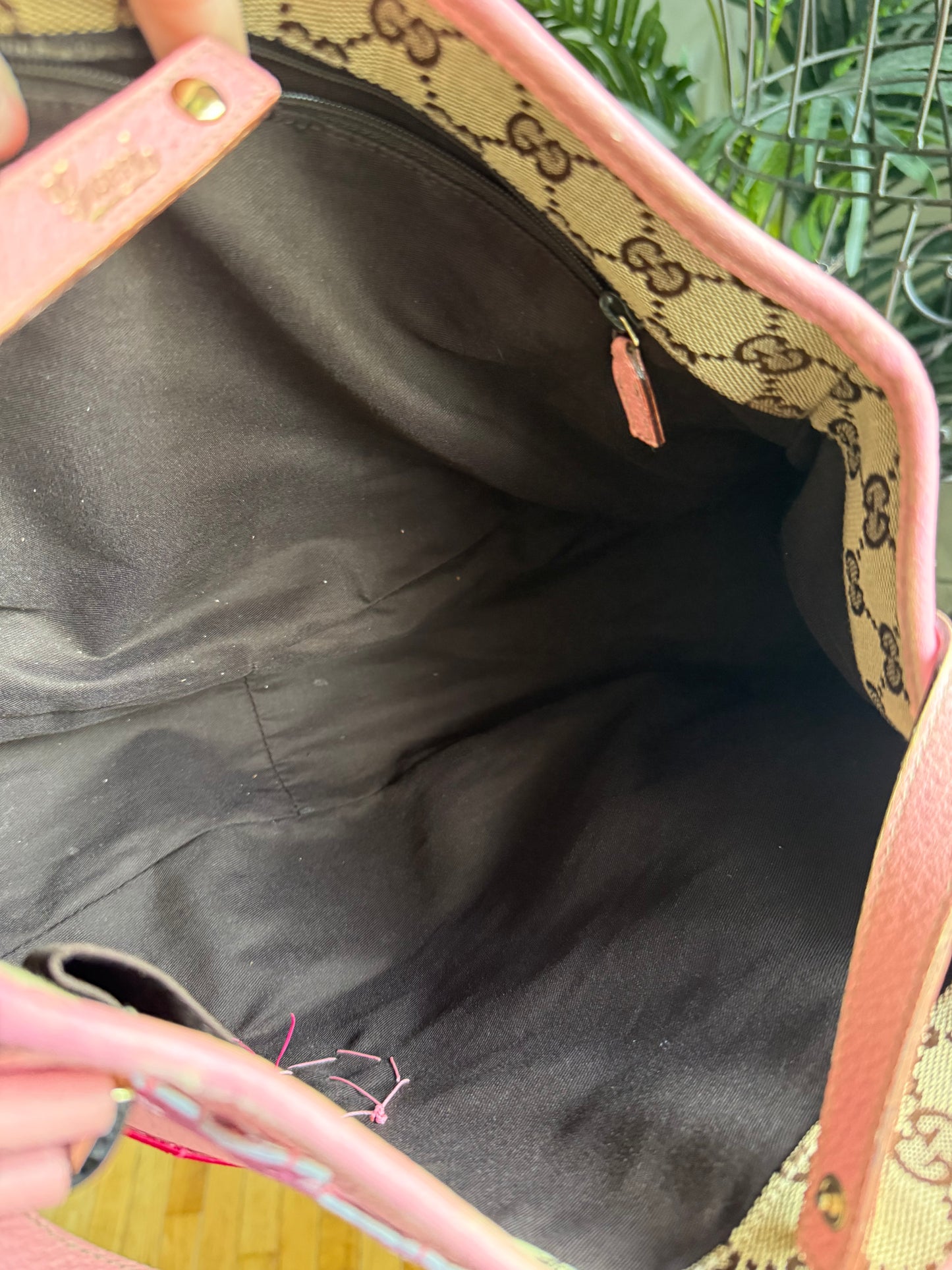SOLD * Preloved Reimagined Authentic Vintage 2005 Pink Leather Gucci Abbey Tote