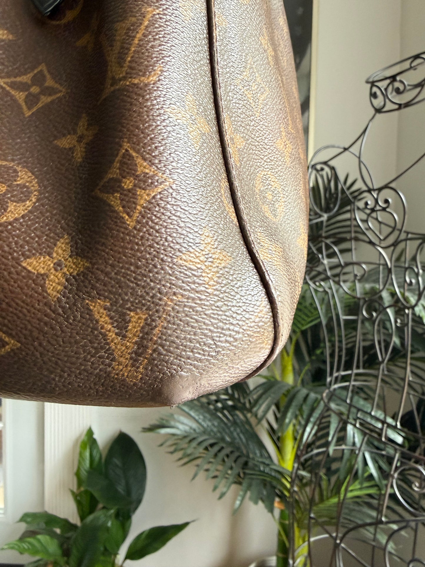 Preloved Restored Authentic LV Montaigne MM Two Way Bag