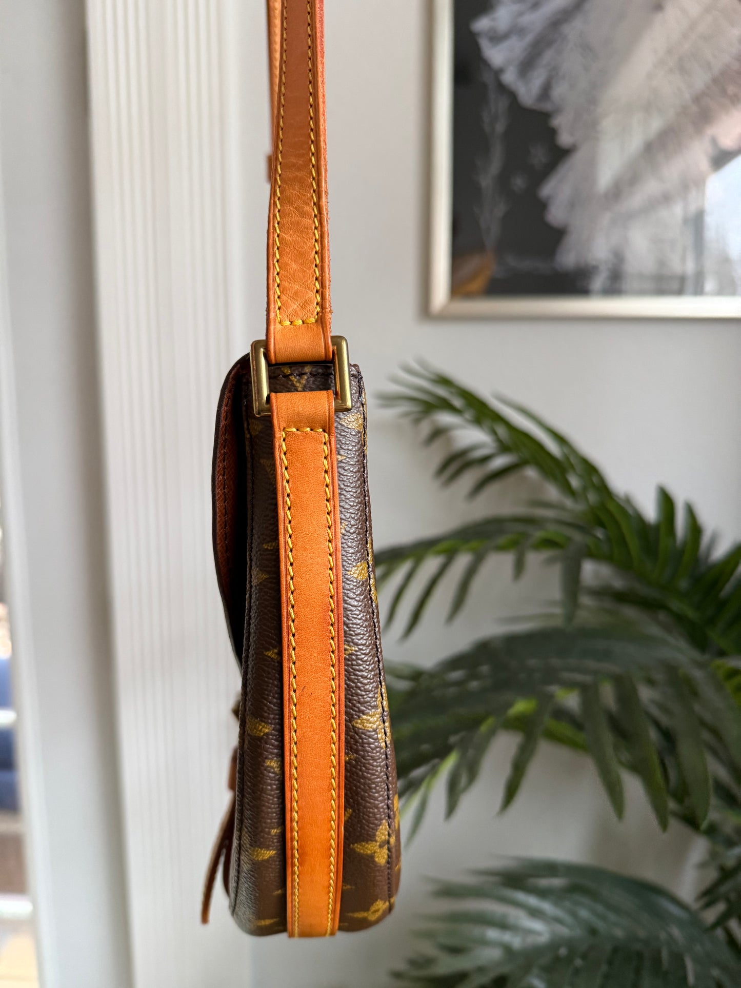 Authentic Preloved Vintage Luxury 1990 Louis Vuitton Chantilly PM Classic Crossbody Bag