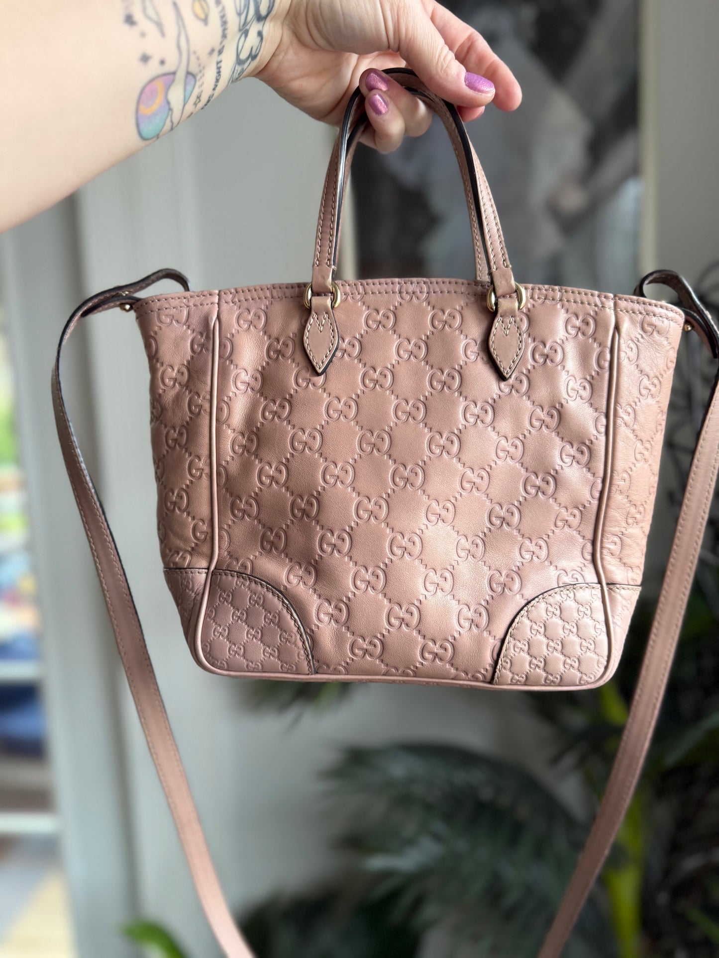 Authentic Preloved Leather Gucci Bree Tote