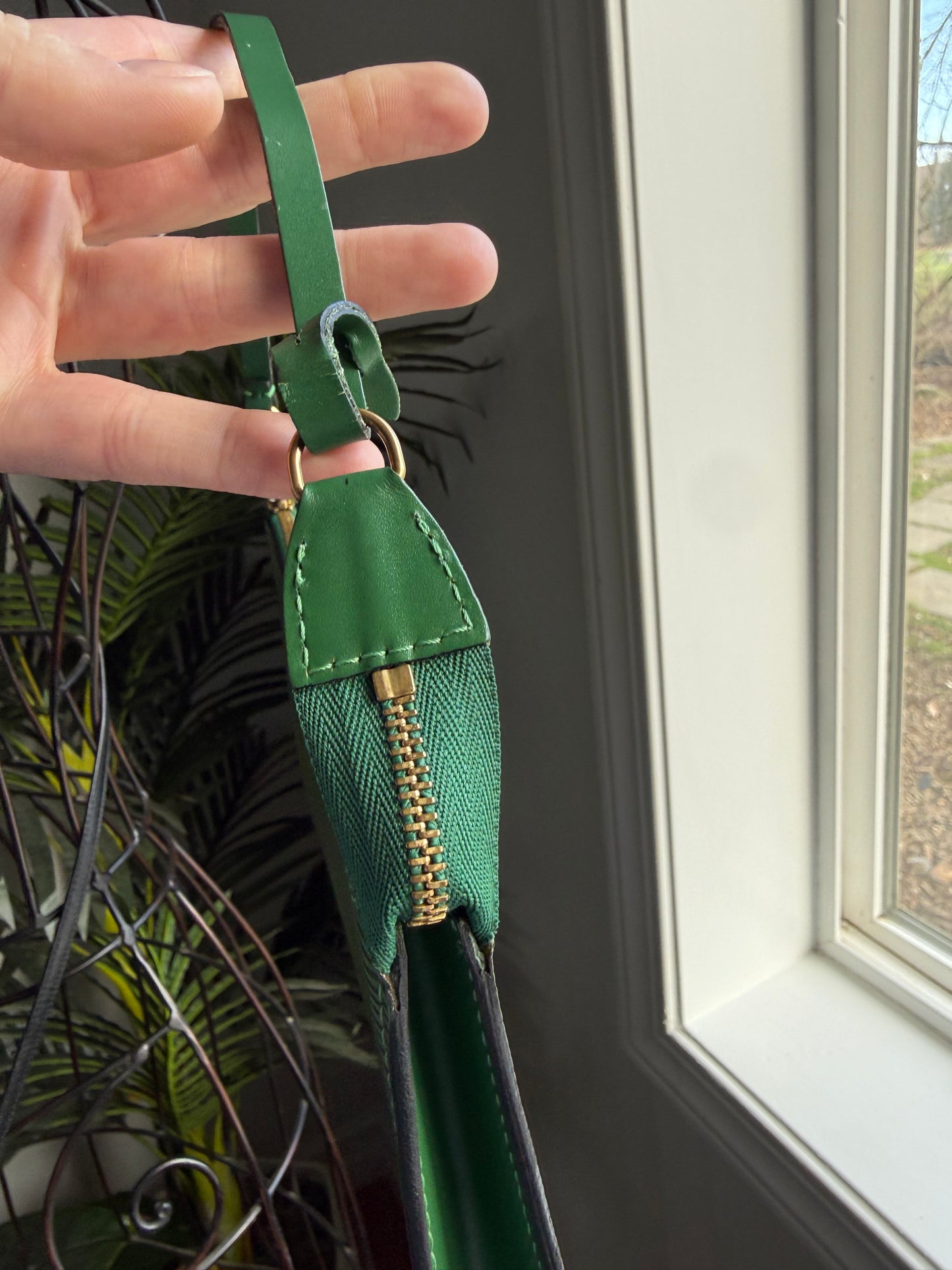 Preloved Authentic LV Pochette in green epi leather