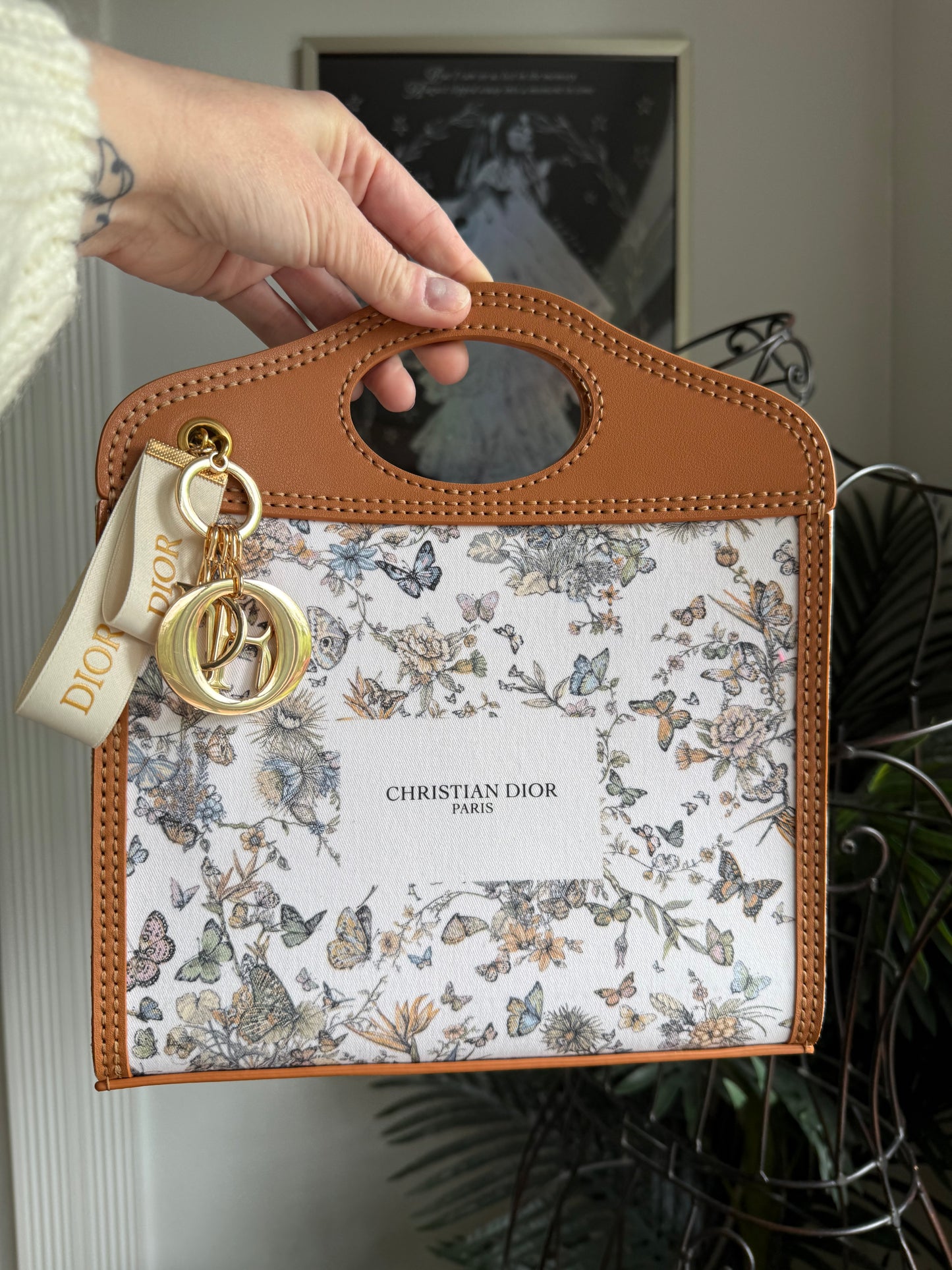 DUSTY BAG Subscription Box