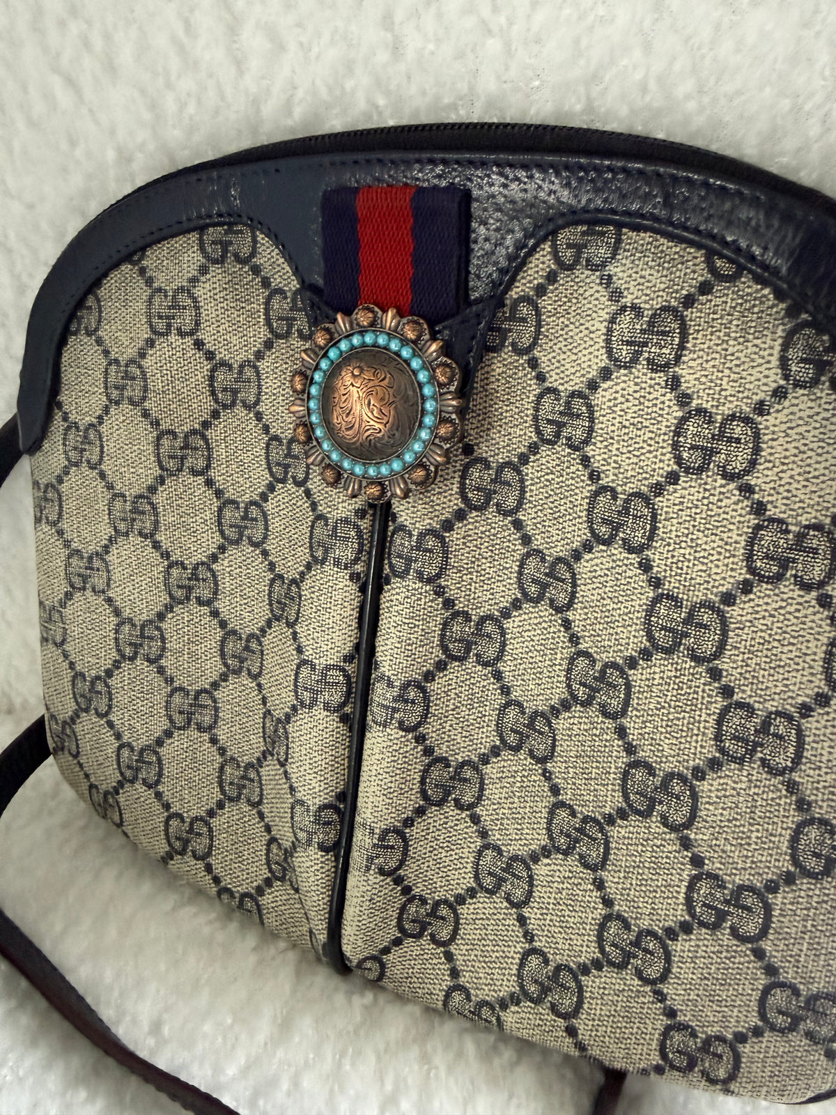 Authentic Preloved Vintage Gucci Crossbody Bag