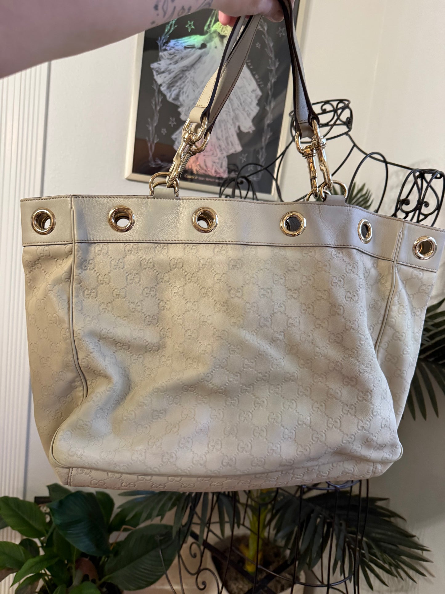 Authentic Preloved Gucci Postiano Tote in Ivory Leather