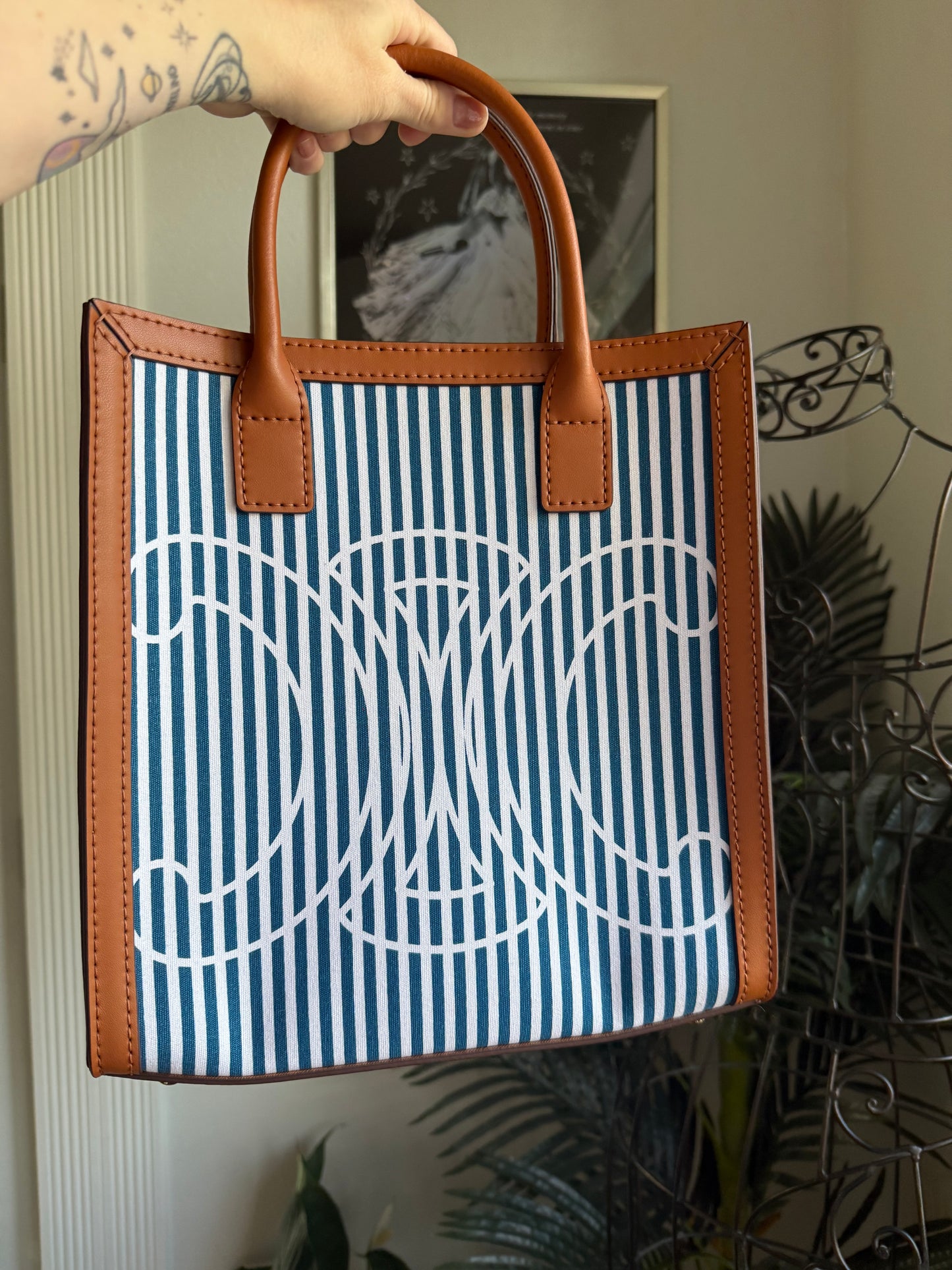 THE SABRINA TOTE Authentic Navy Celine Dusty