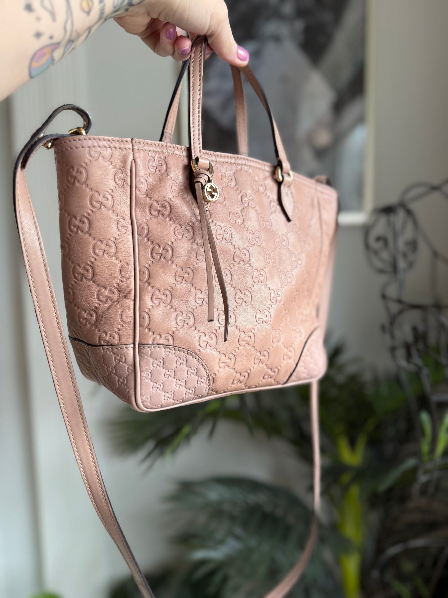 Authentic Preloved Leather Gucci Bree Tote