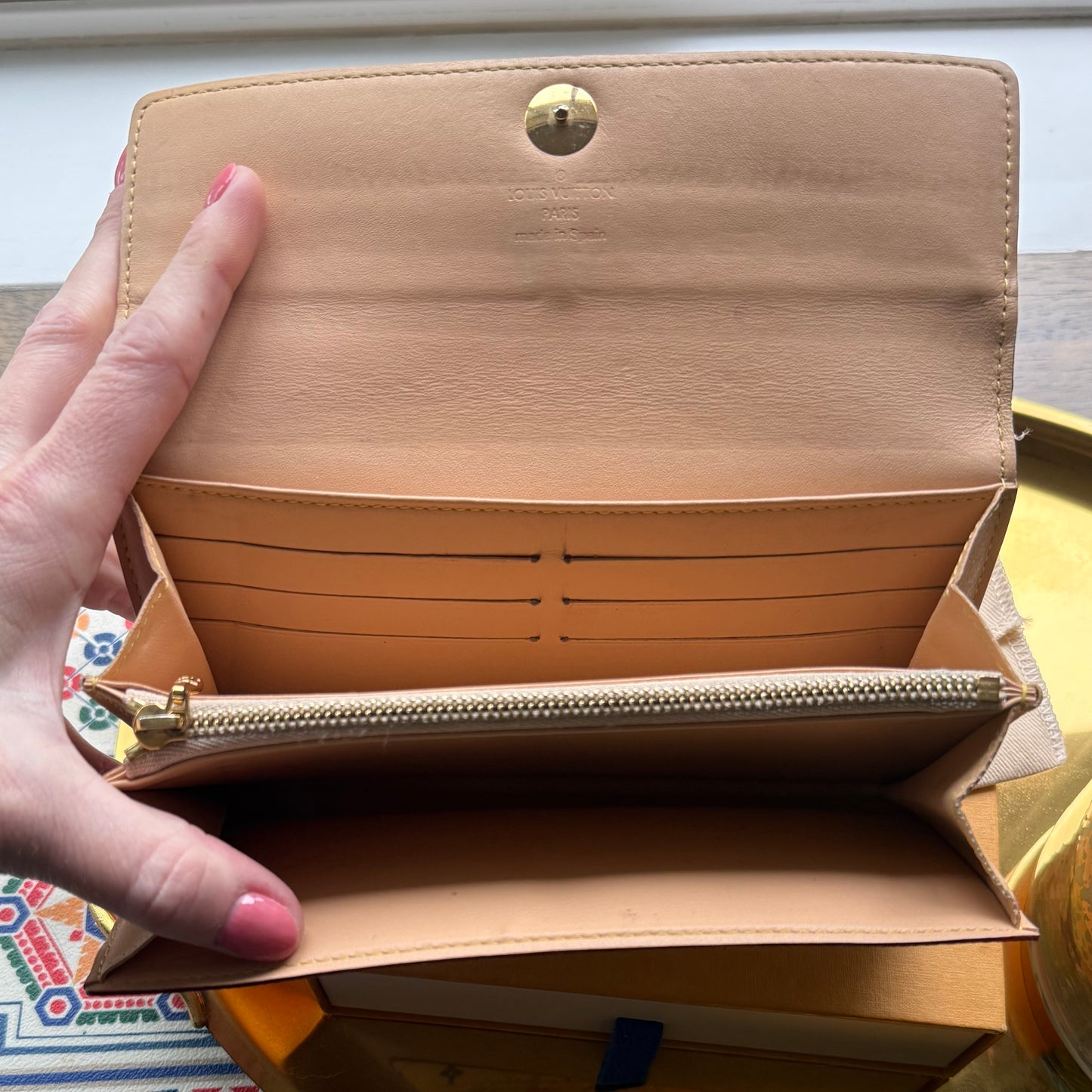 Authentic Preloved 2009 LV x Murakami White Multi Sarah Wallet
