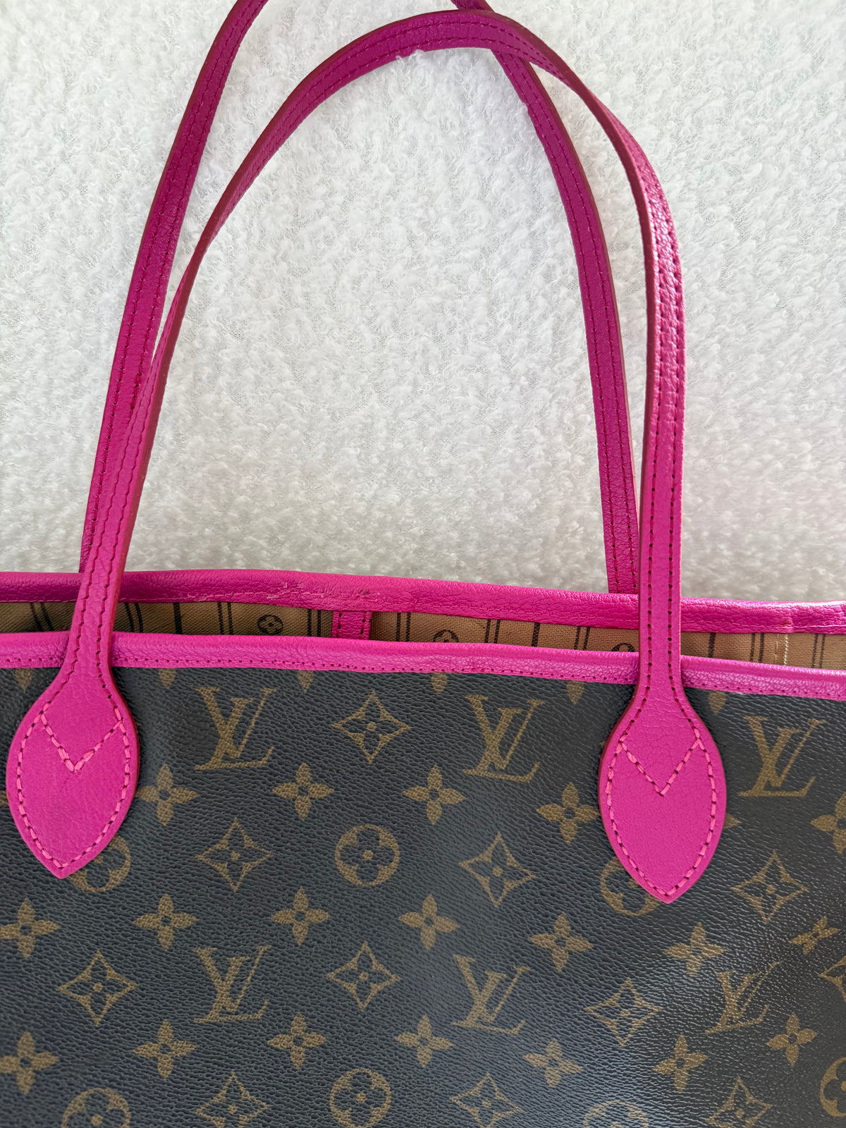Authentic Preloved Restored Rose Pink Leather LV Neverfull MM