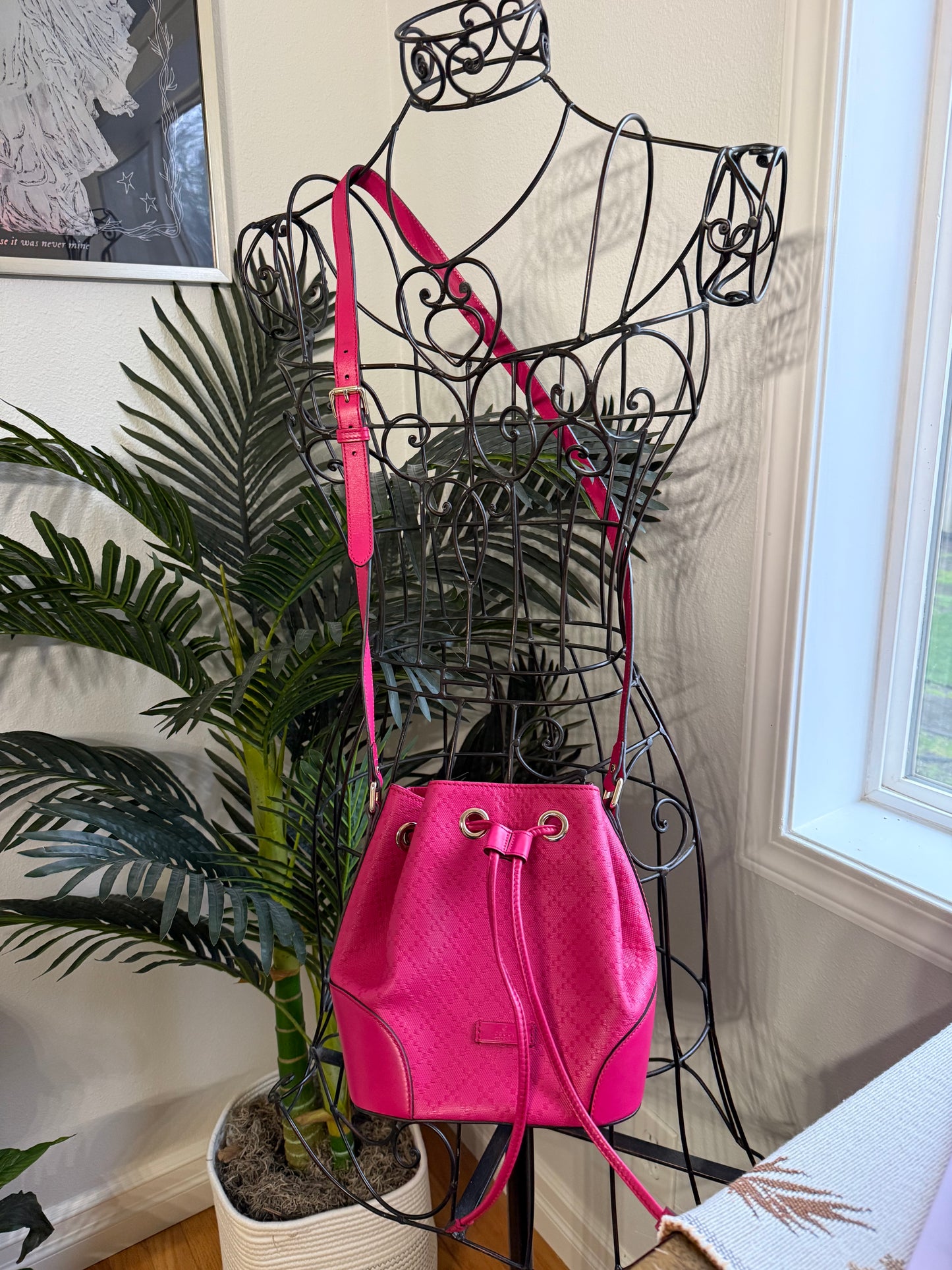 Preloved Authentic Gucci DIAMANTE Leather Bucket bag - Bright Pink