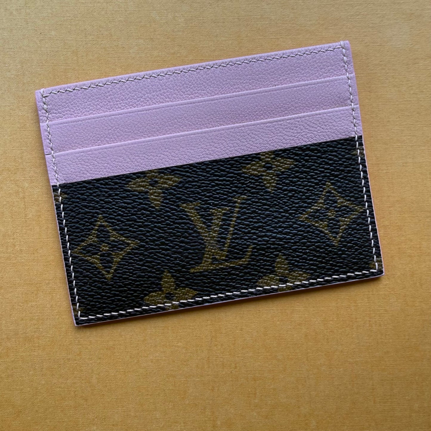 The BEJEWELED Wallet in Pale Pink