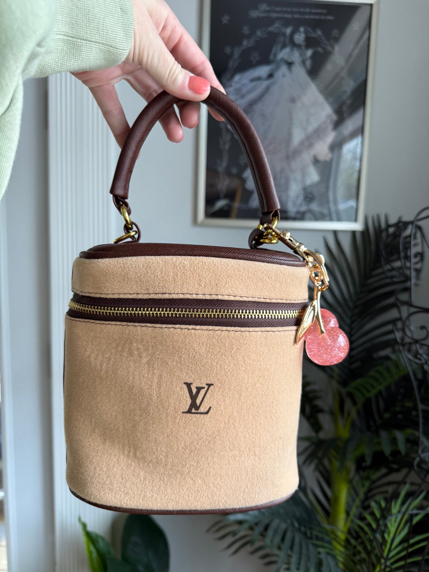 DUSTY BAG Subscription Box