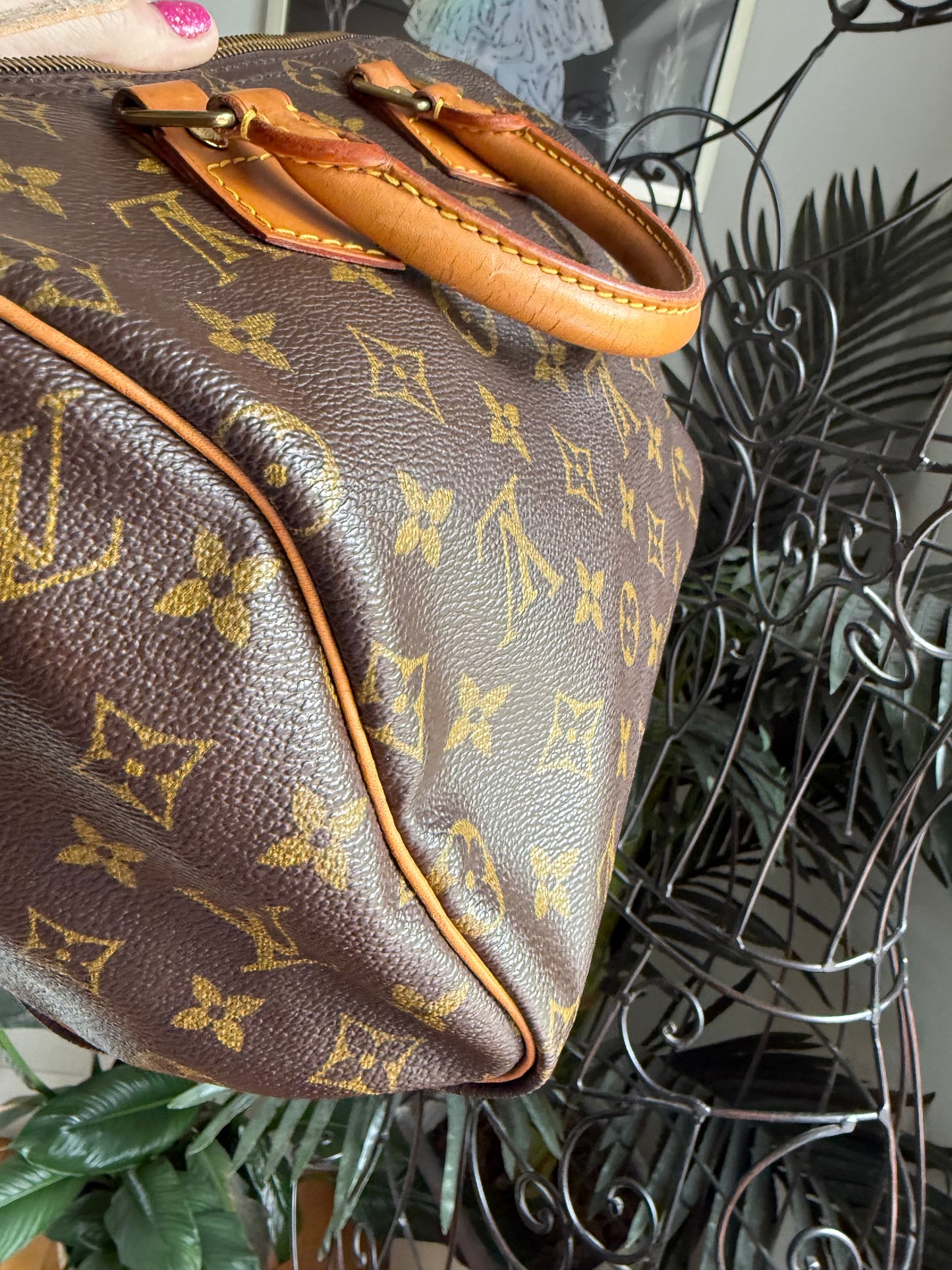 Authentic Preloved Vintage 1993 LV Speedy 25