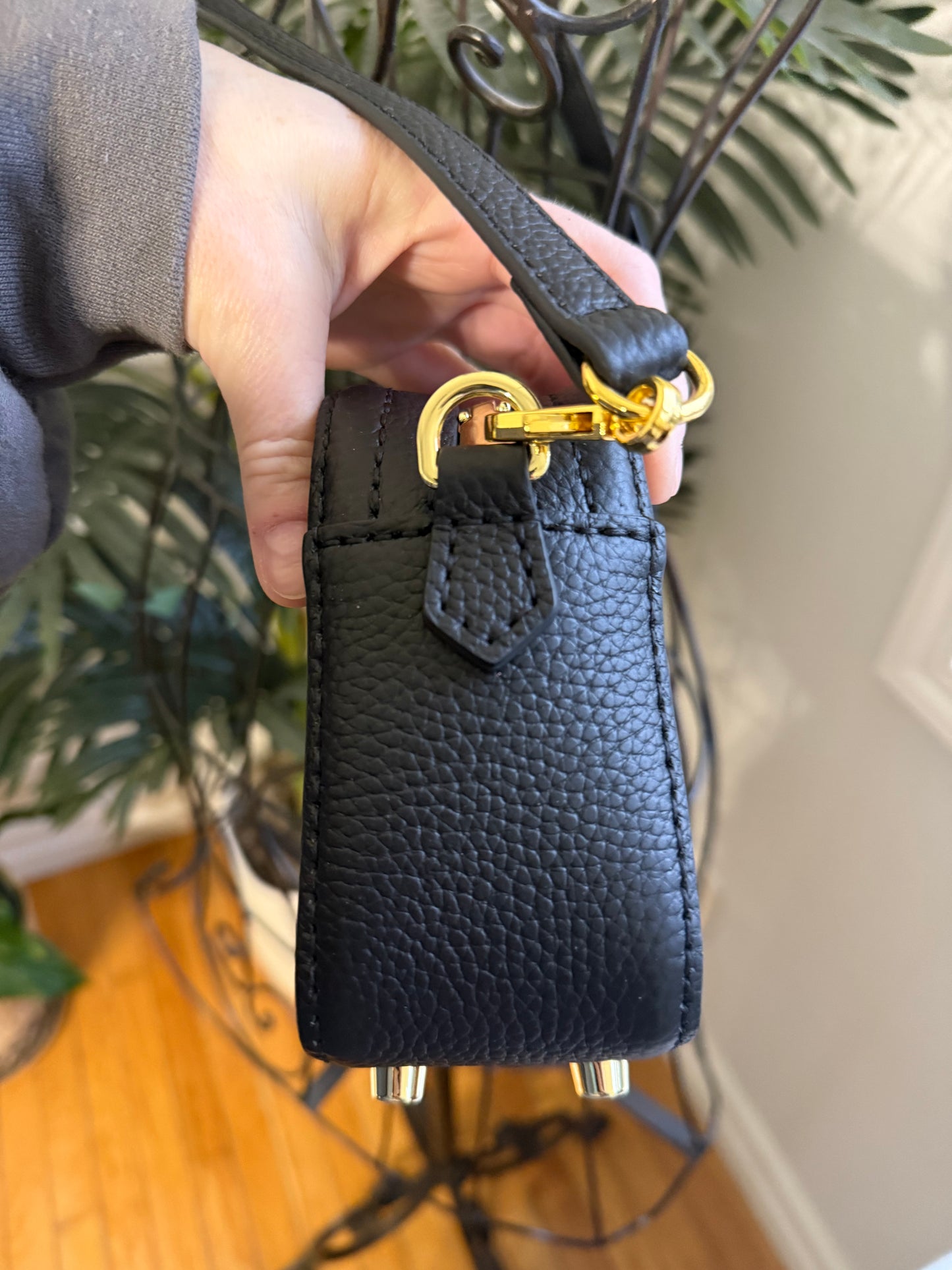 { AMERICANA } Handmade mono + black leather crossbody