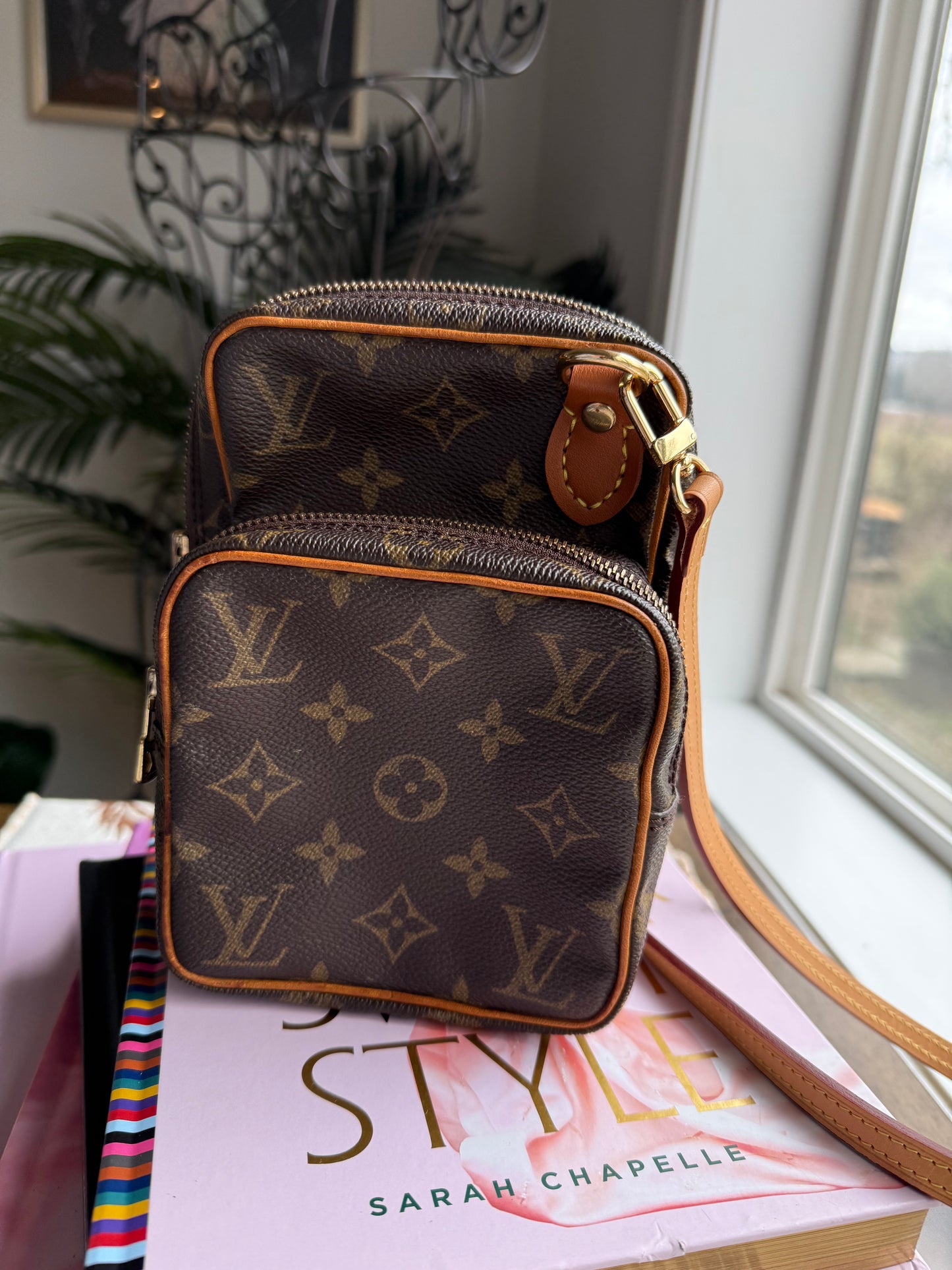Authentic Preloved Vintage LV Mini Amazone Bag