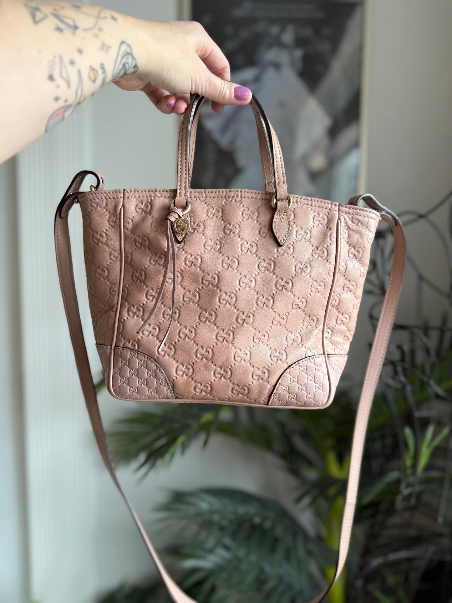 Authentic Preloved Leather Gucci Bree Tote