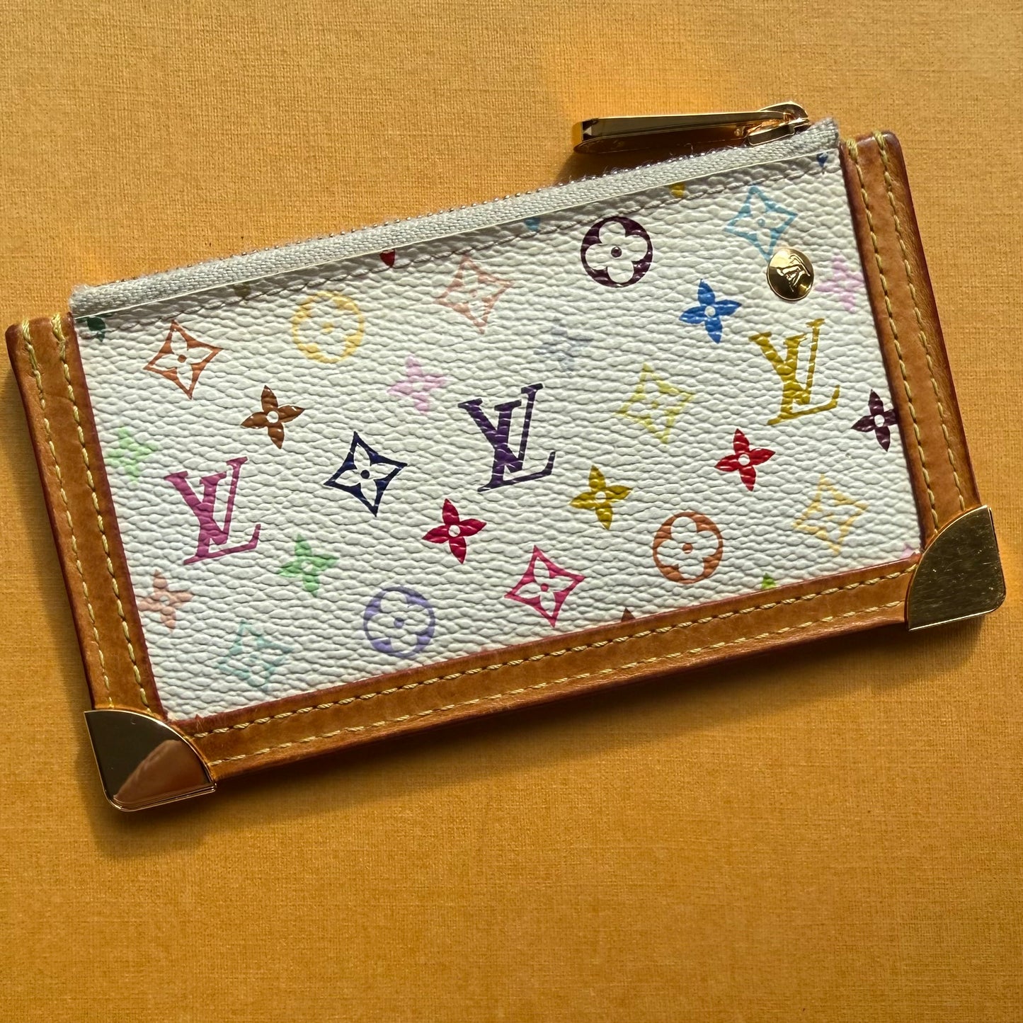 Authentic Preloved Vintage LV x Murakami White Multicolore Key Cles