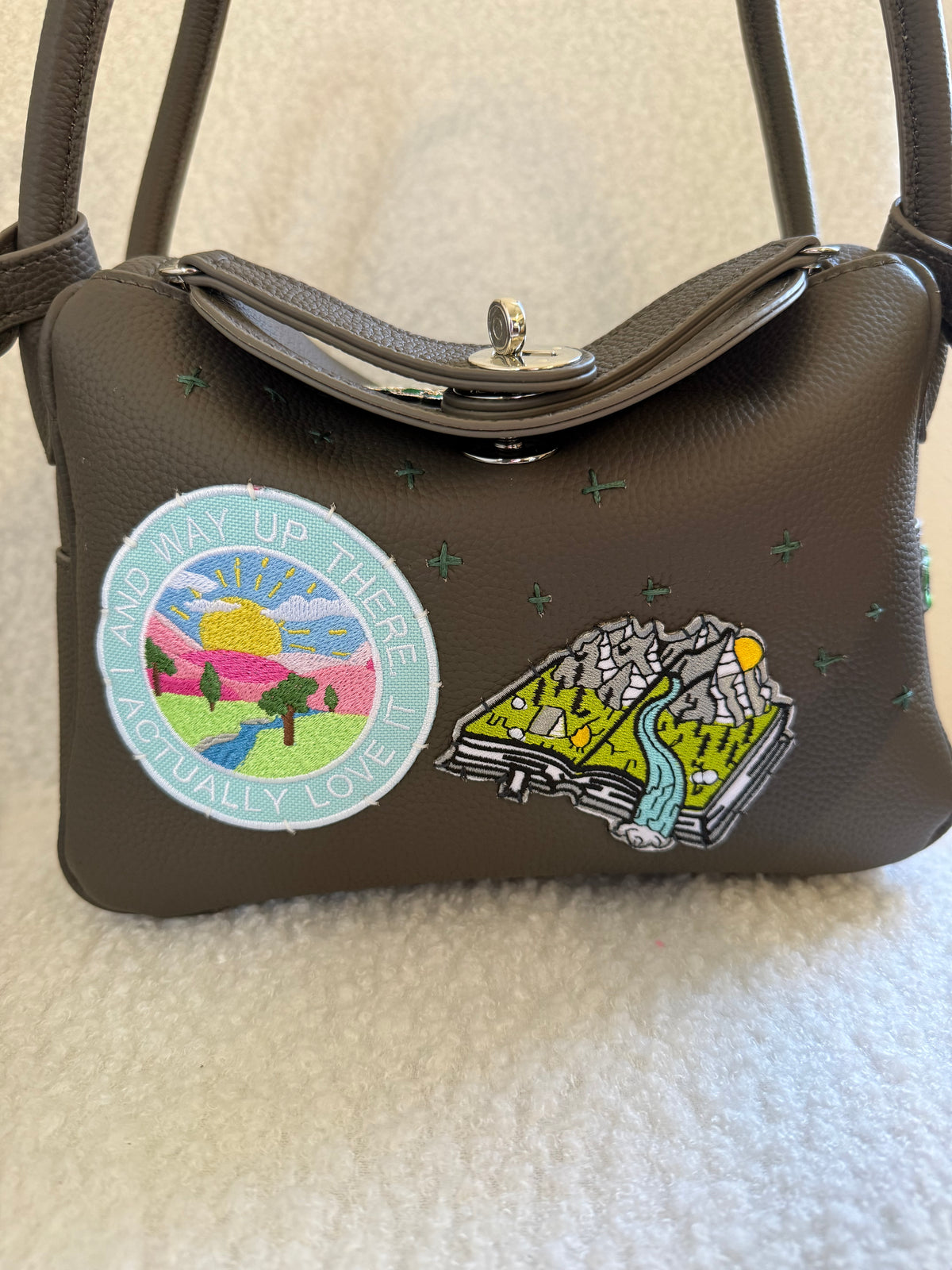 The SWINDY 26 Handmade Patched Handbag