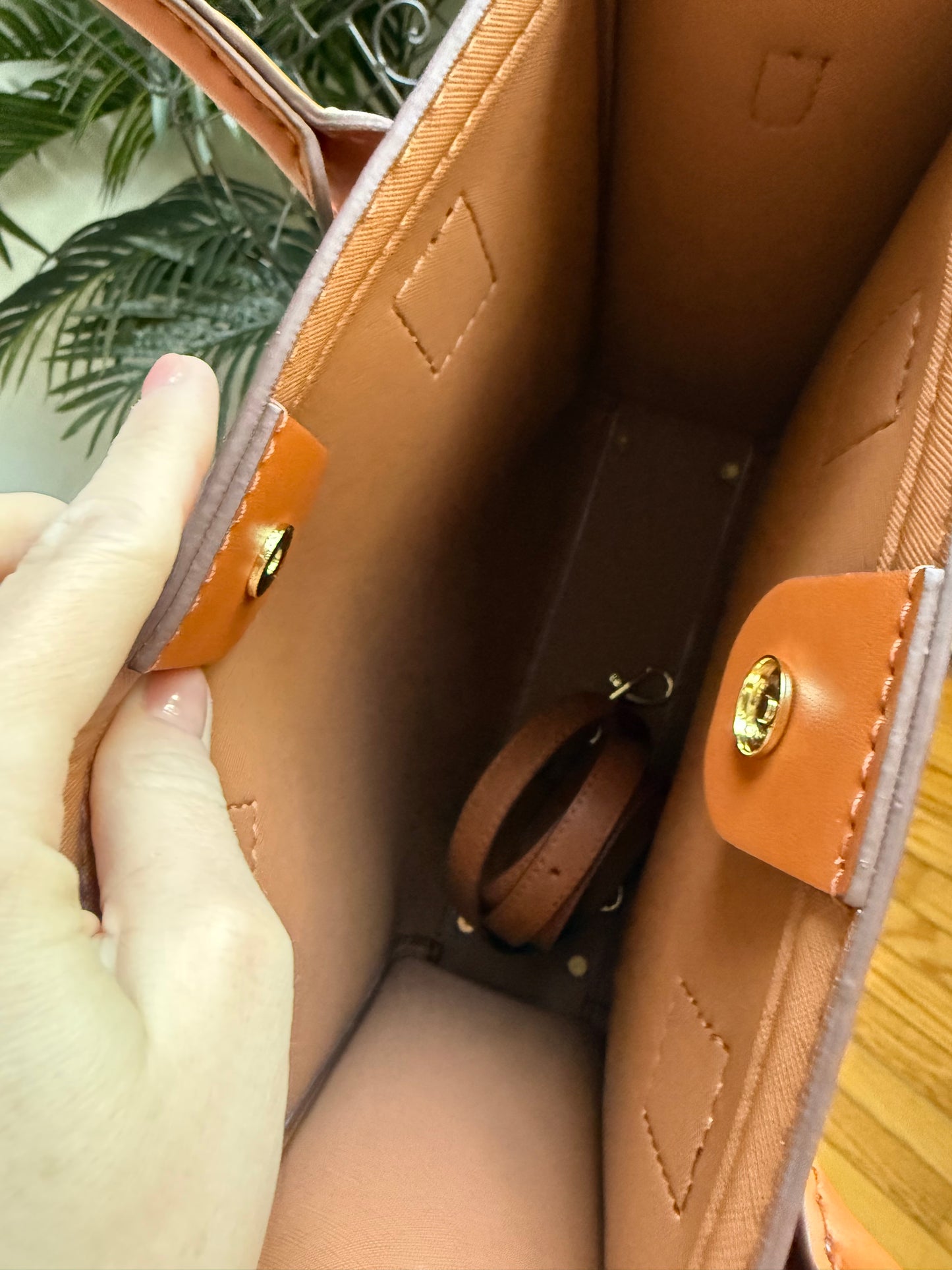 THE SABRINA TOTE Authentic Navy Celine Dusty