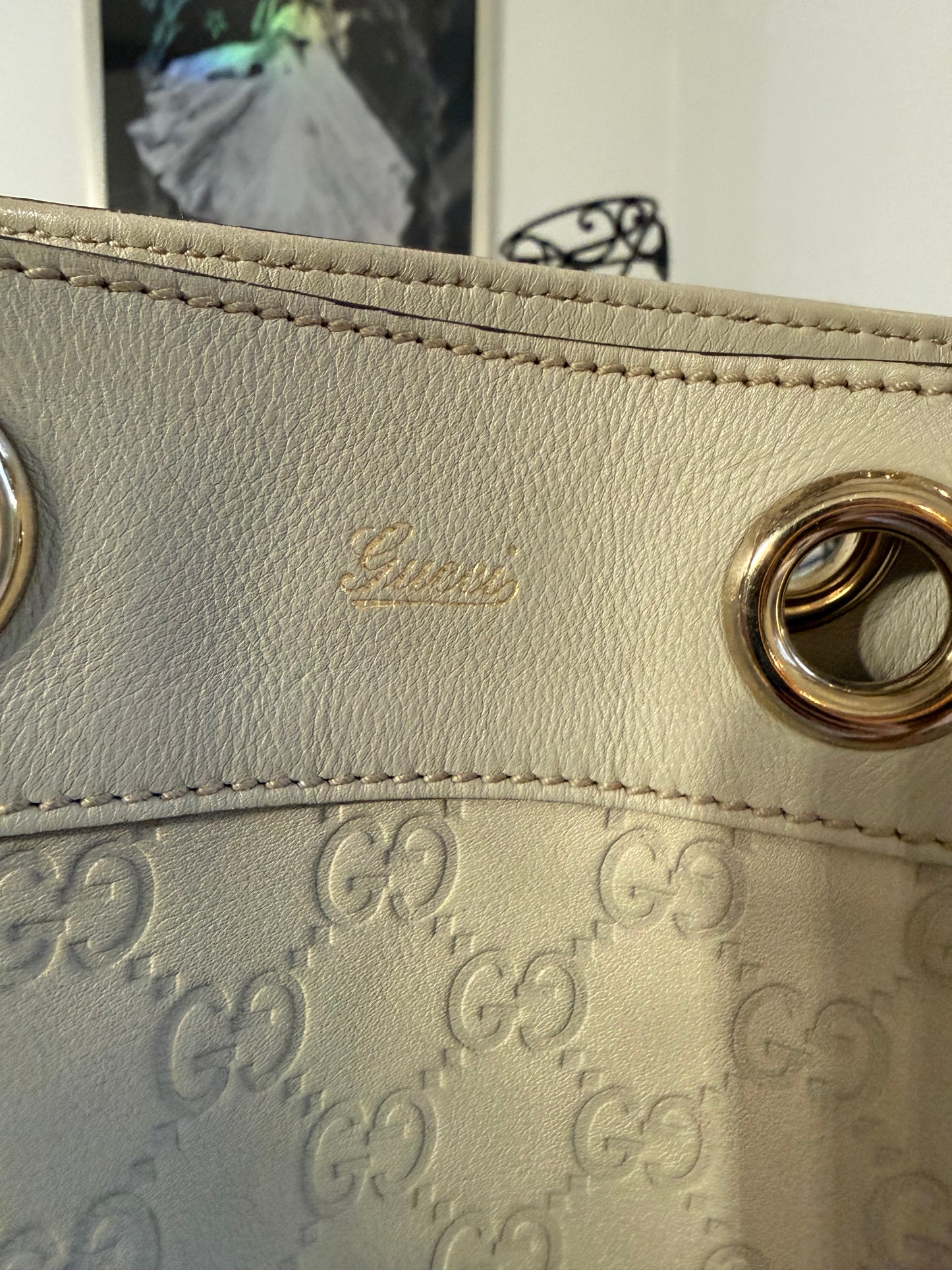 Authentic Preloved Gucci Postiano Tote in Ivory Leather