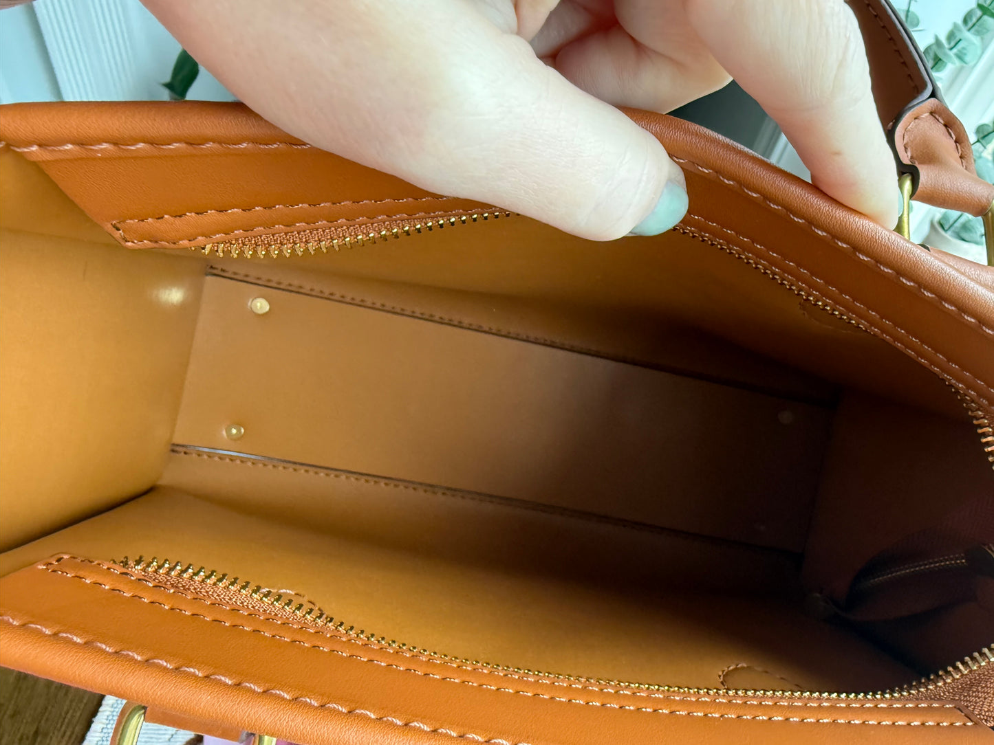 THE ABIGAIL TOTE Authentic Rust Celine Dusty
