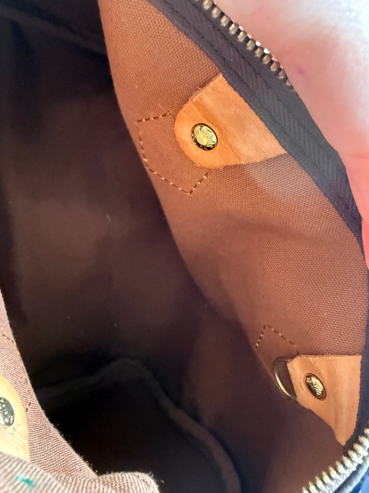 Authentic Preloved Vintage 1993 LV Speedy 25