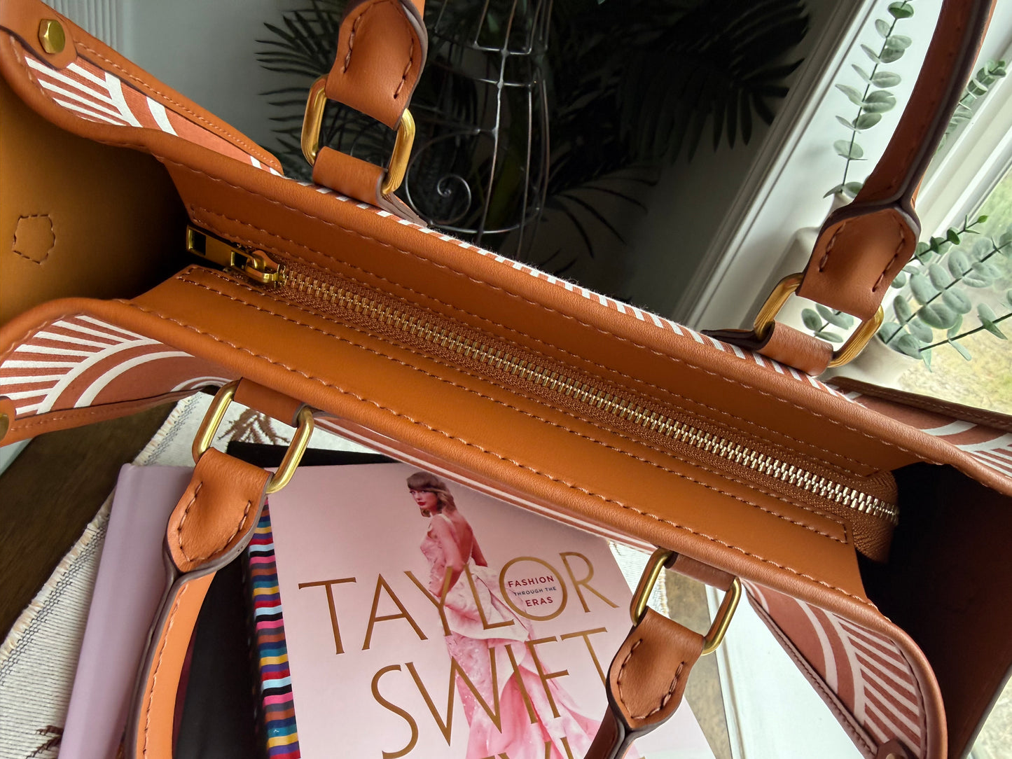 THE ABIGAIL TOTE Authentic Rust Celine Dusty