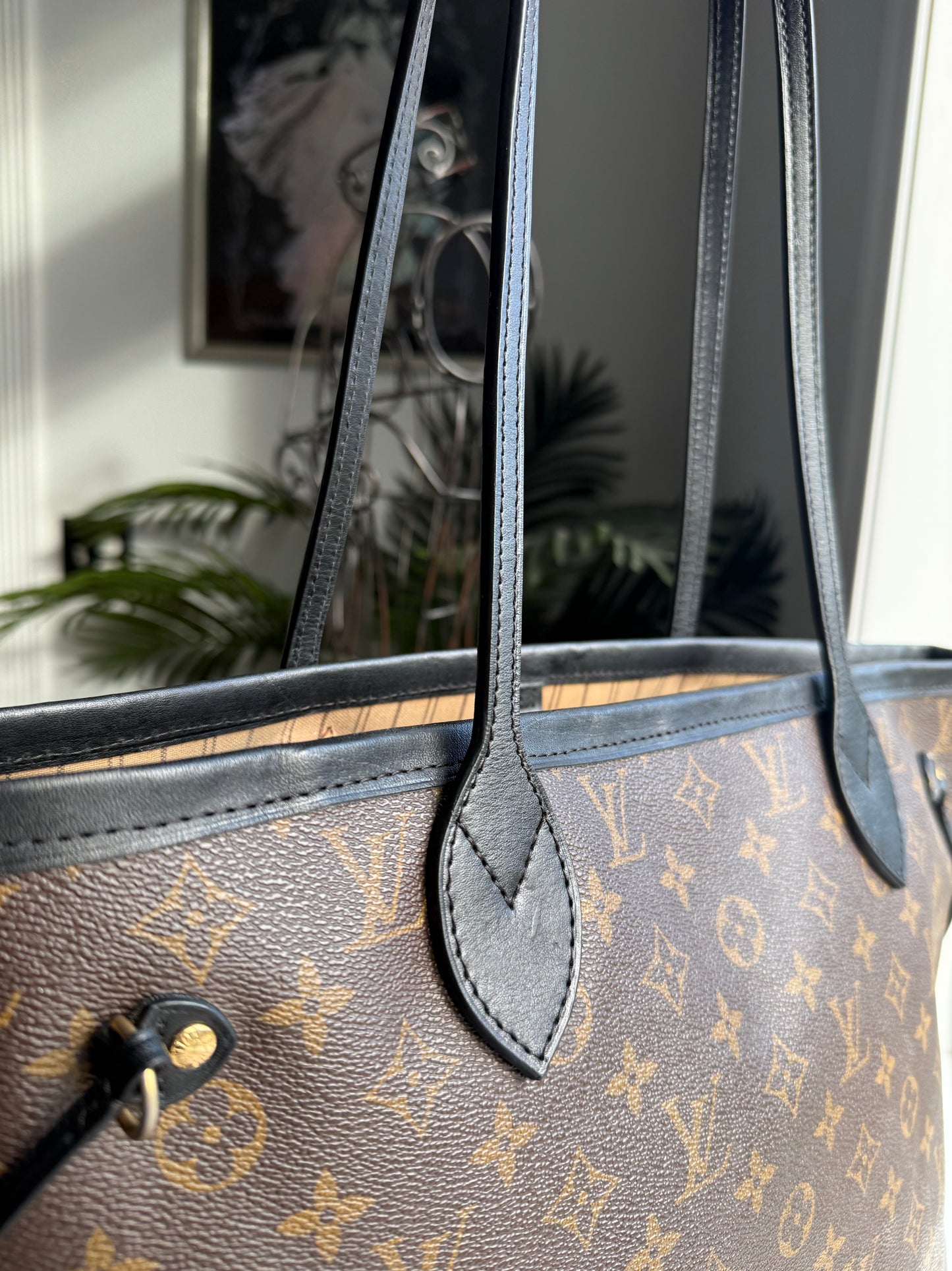Preloved Authentic LV Monogram Neverfull MM - Black Leather