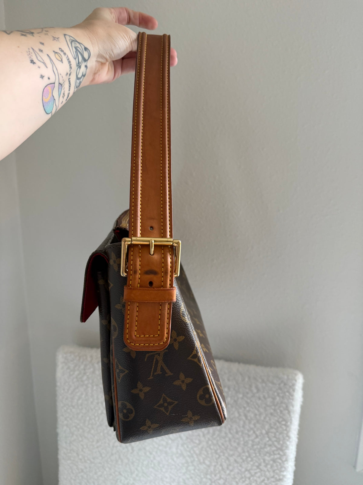 Authentic Preloved Louis Vuitton Viva Cite GM