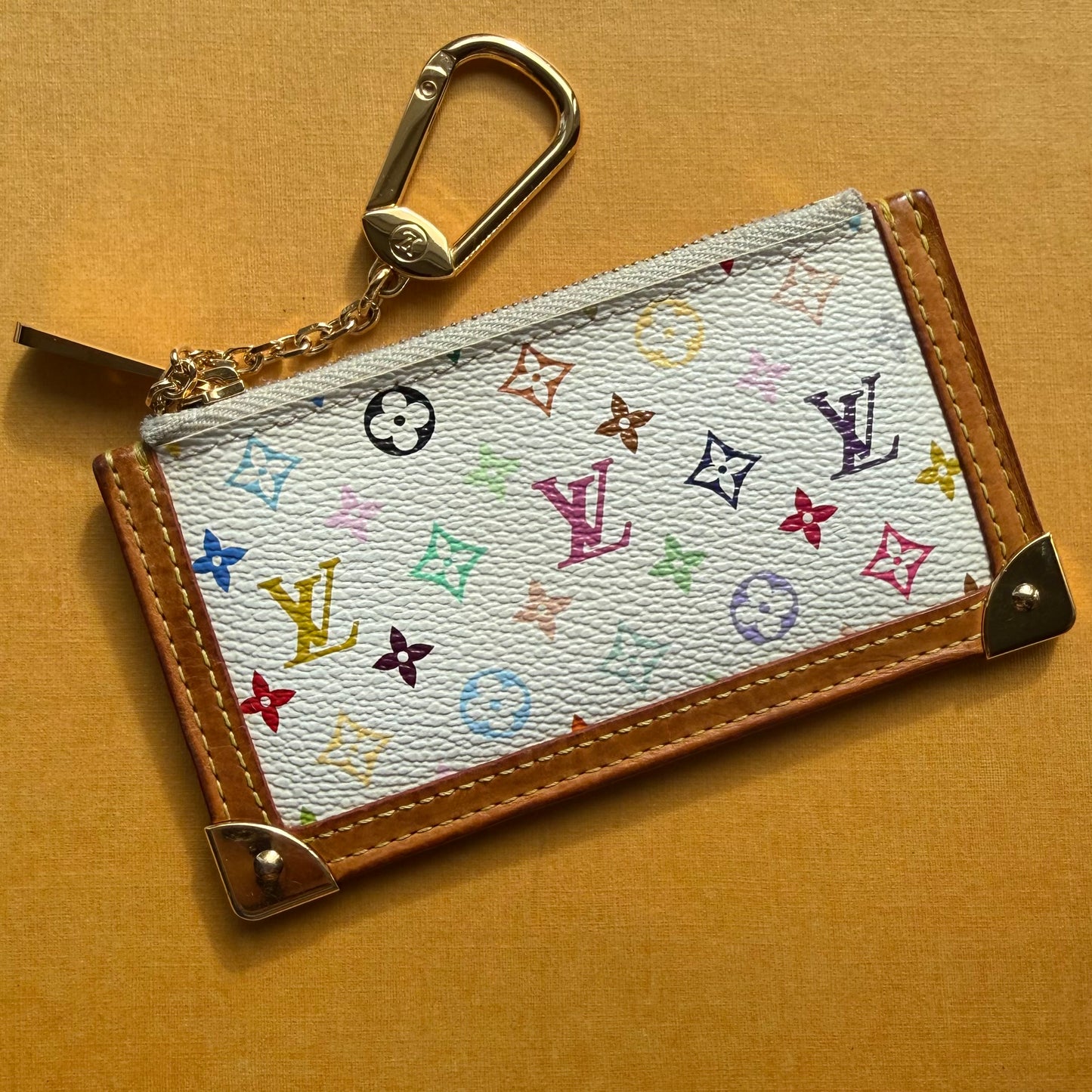 Authentic Preloved Vintage LV x Murakami White Multicolore Key Cles